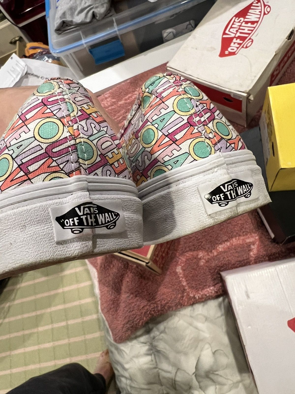 Vans Vans Authentic Beatles Yellow Submarine All You Need Is Love Size US 9.5 / EU 42-43 - 7 Thumbnail