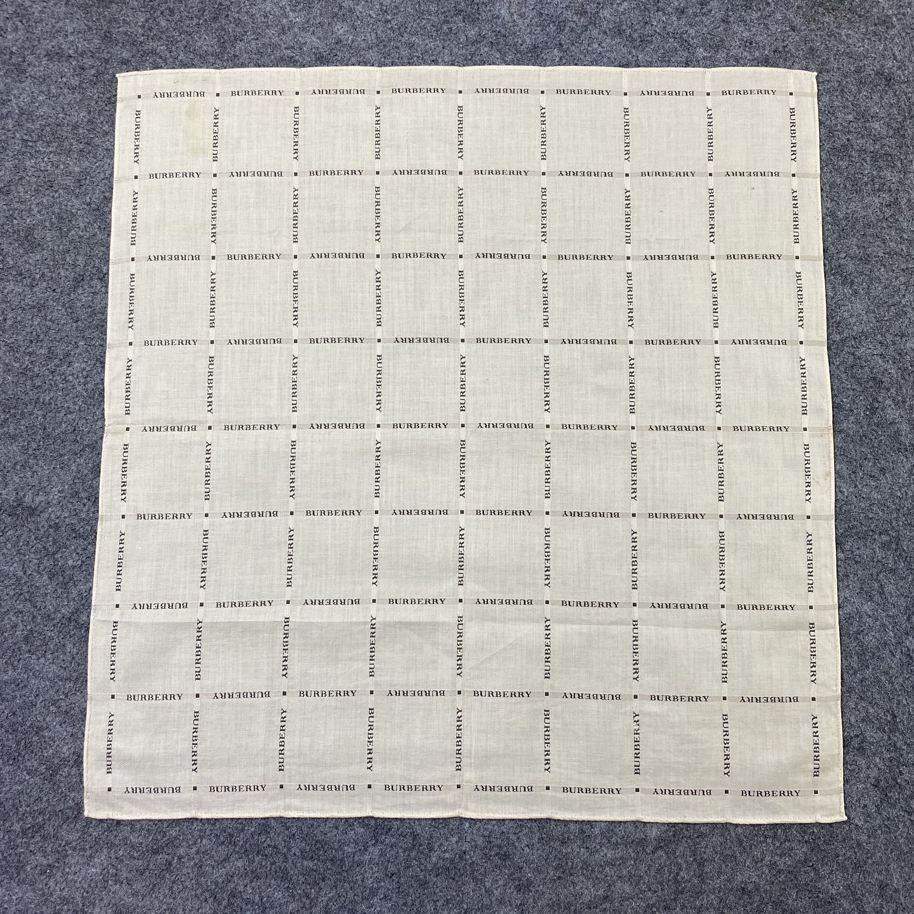 Burberry Burberry Handkerchief / Bandana / Neckerchief-B2375 Size ONE SIZE - 3 Thumbnail