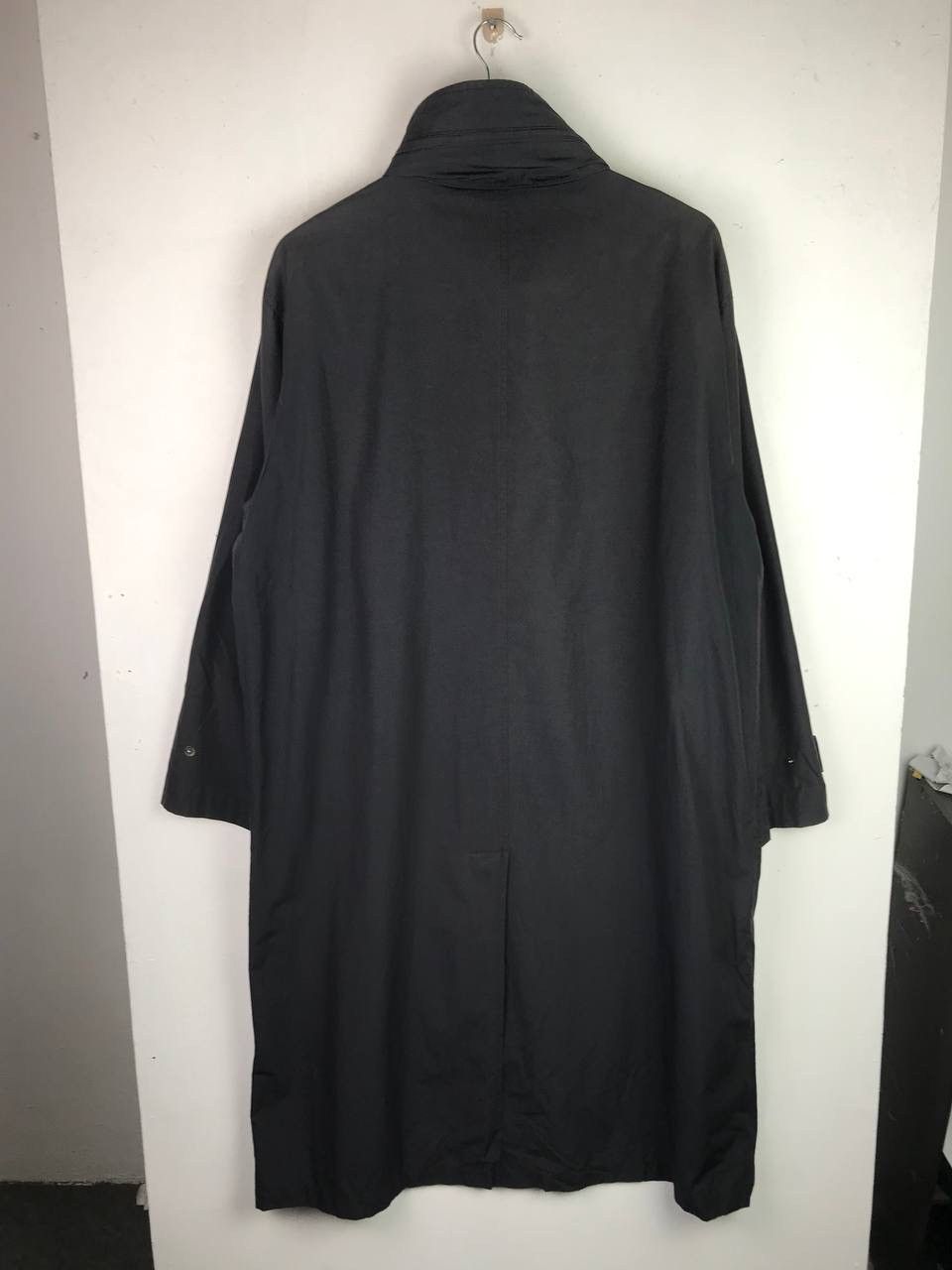 Burberry × Vintage Vintage Burberry All Black Long Jacket Size US XL / EU 56 / 4 - 2 Thumbnail