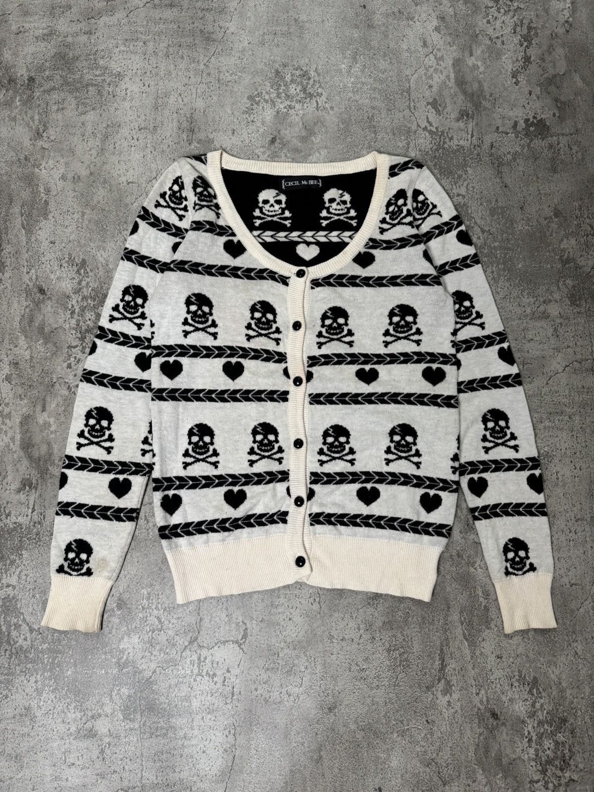 Japanese Brand CECIL MC BEE WITH SKULL & LOVE CARDIGAN TO WOMAN Size M / US 6-8 / IT 42-44 - 1 Thumbnail