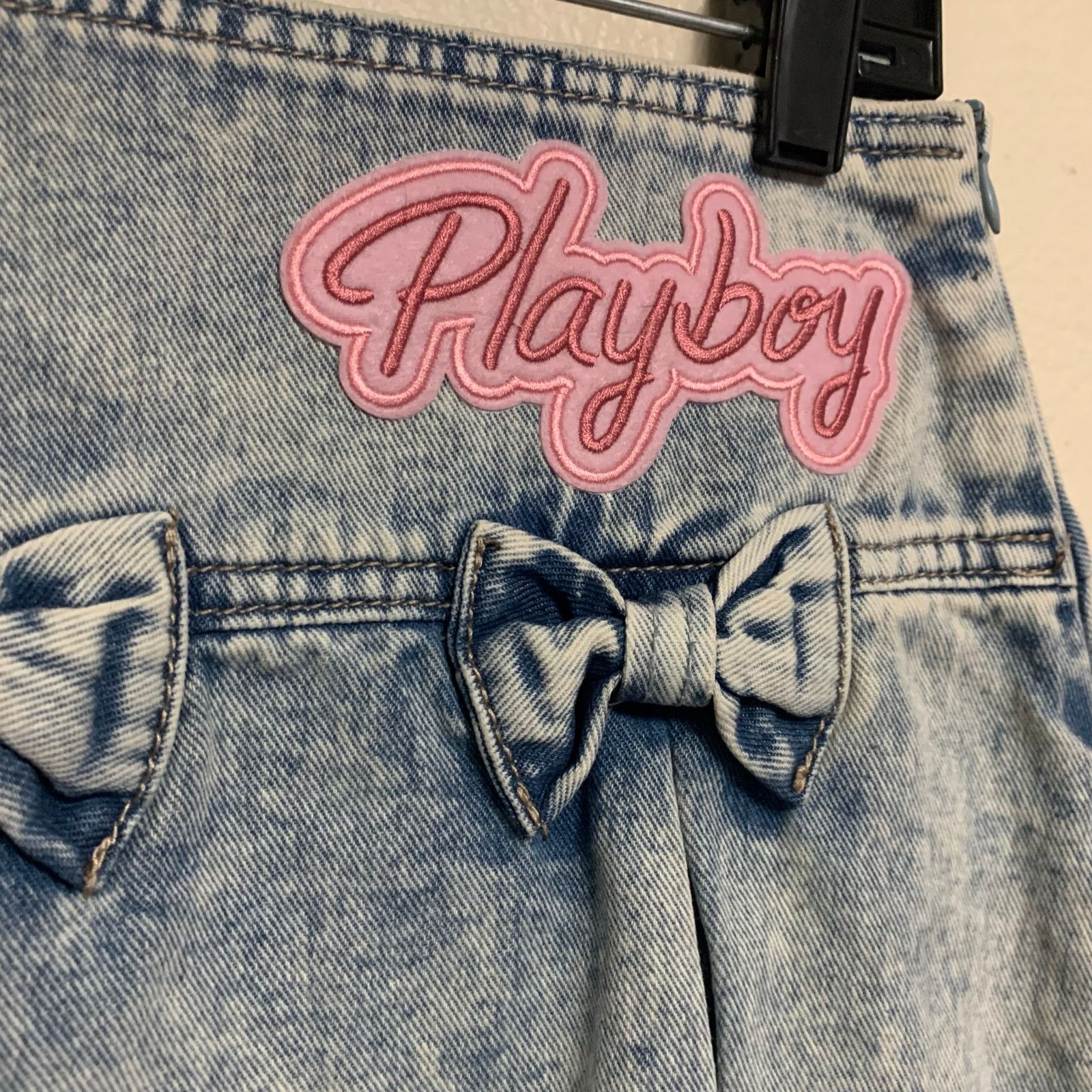 Playboy Playboy Embordered Demin Bow Tie Demim Skirt Womens Size 5 Size 27" / US 4 / IT 40 - 2 Thumbnail