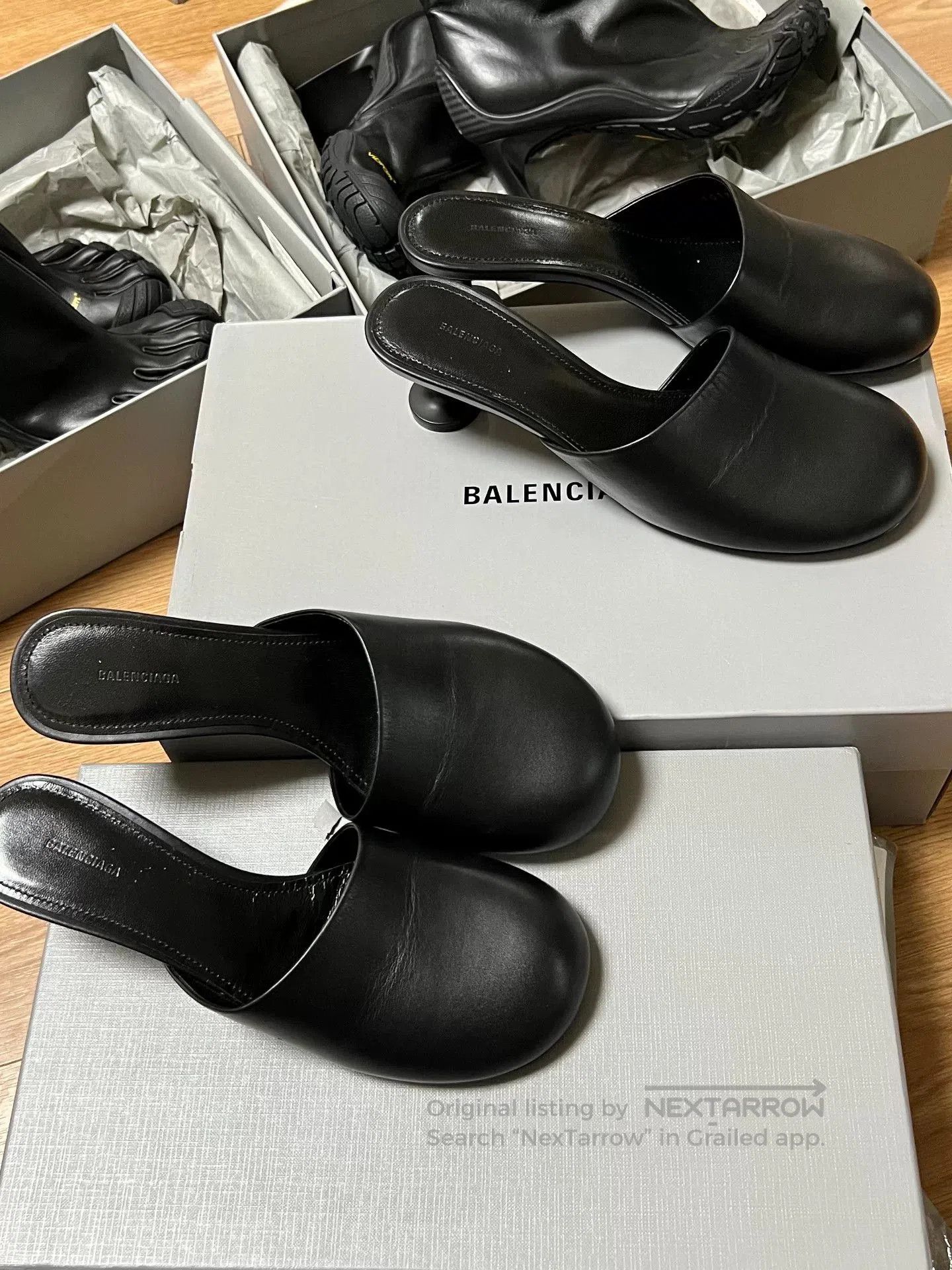 Balenciaga Balenciaga Women's Heeled Leather Mules. Size US 5 / IT 35 - 4 Thumbnail