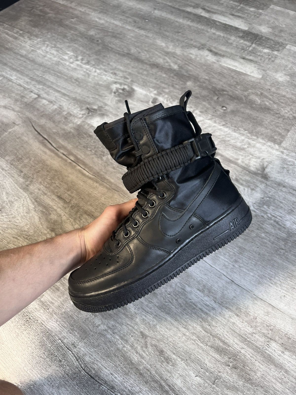 Nike Nike SF Air Force 1 High Triple Black Size US 7 / EU 40 - 2 Thumbnail