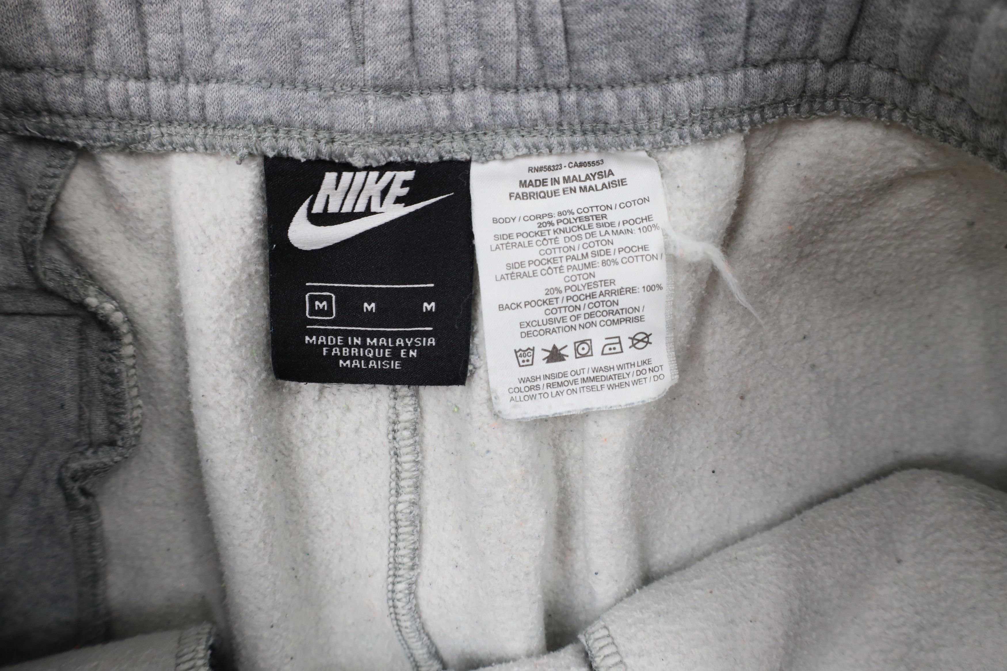 Nike × Vintage Vintage Nike Big Swoosh Logo Above Knee Sweatpants Shorts Size US 32 / EU 48 - 6 Thumbnail