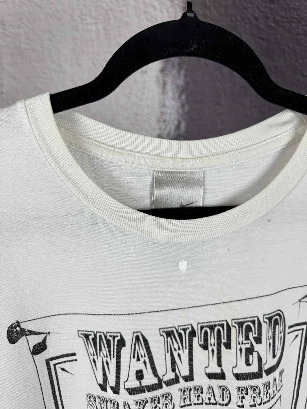 Nike Nike Vintage y2k 00s “Wanted Sneaker Head Freak” tee Size US S / EU 44-46 / 1 - 5 Thumbnail