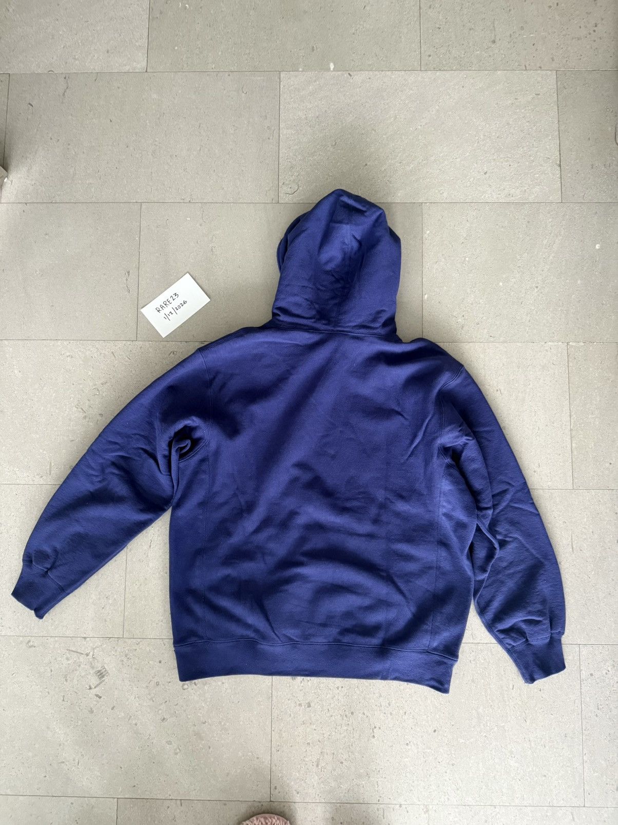 Supreme Supreme x KAWS Chalk Logo in washed navy Size US L / EU 52-54 / 3 - 4 Thumbnail