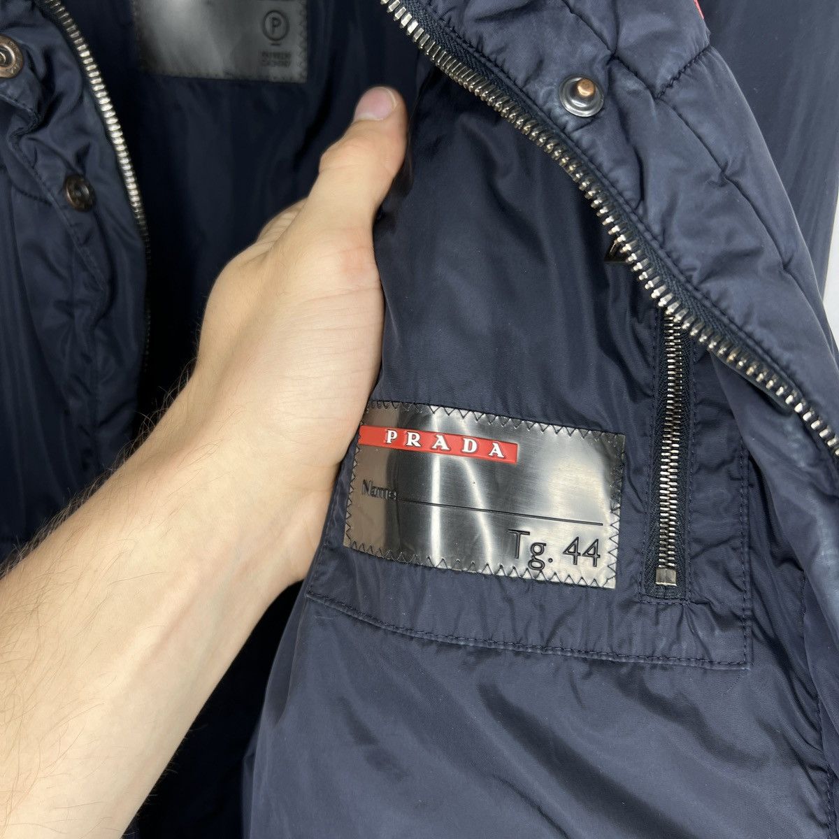 Prada Prada Milano Puffer Jacket Nylon Navy Logo Retro Y2K Drill Size M / US 6-8 / IT 42-44 - 7 Thumbnail