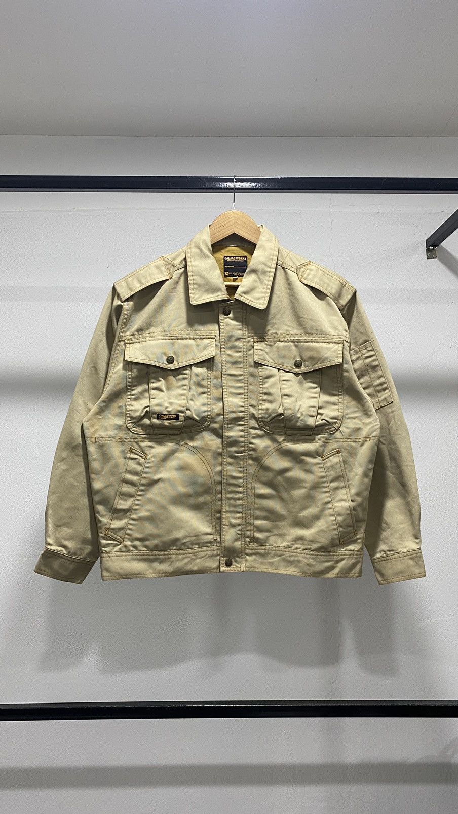 image of Avant Garde x Vintage Caljac Detroit Workwear Crop Jacket 90's Like Carhartt in Beige (Size Large)