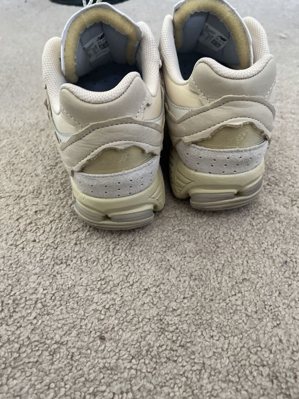 New Balance new balance 2002rd beige Size US 9 / EU 42 - 4 Thumbnail