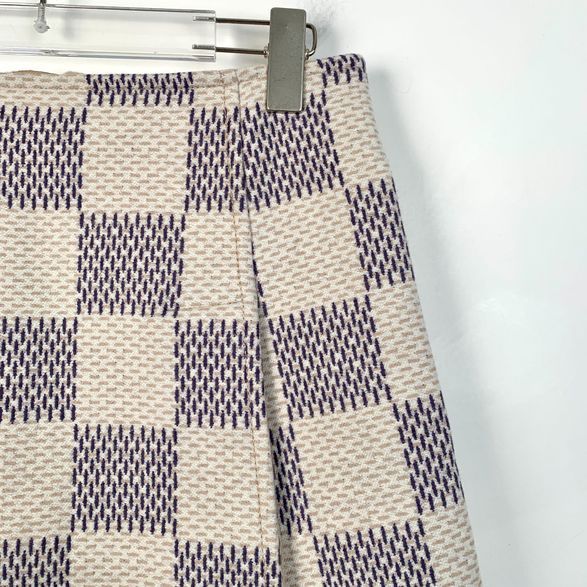 Louis Vuitton Louis Vuitton Paris Checkerboard Wool Skirt Size 36 Beige & Size 36" / US 14 / IT 50 - 3 Thumbnail