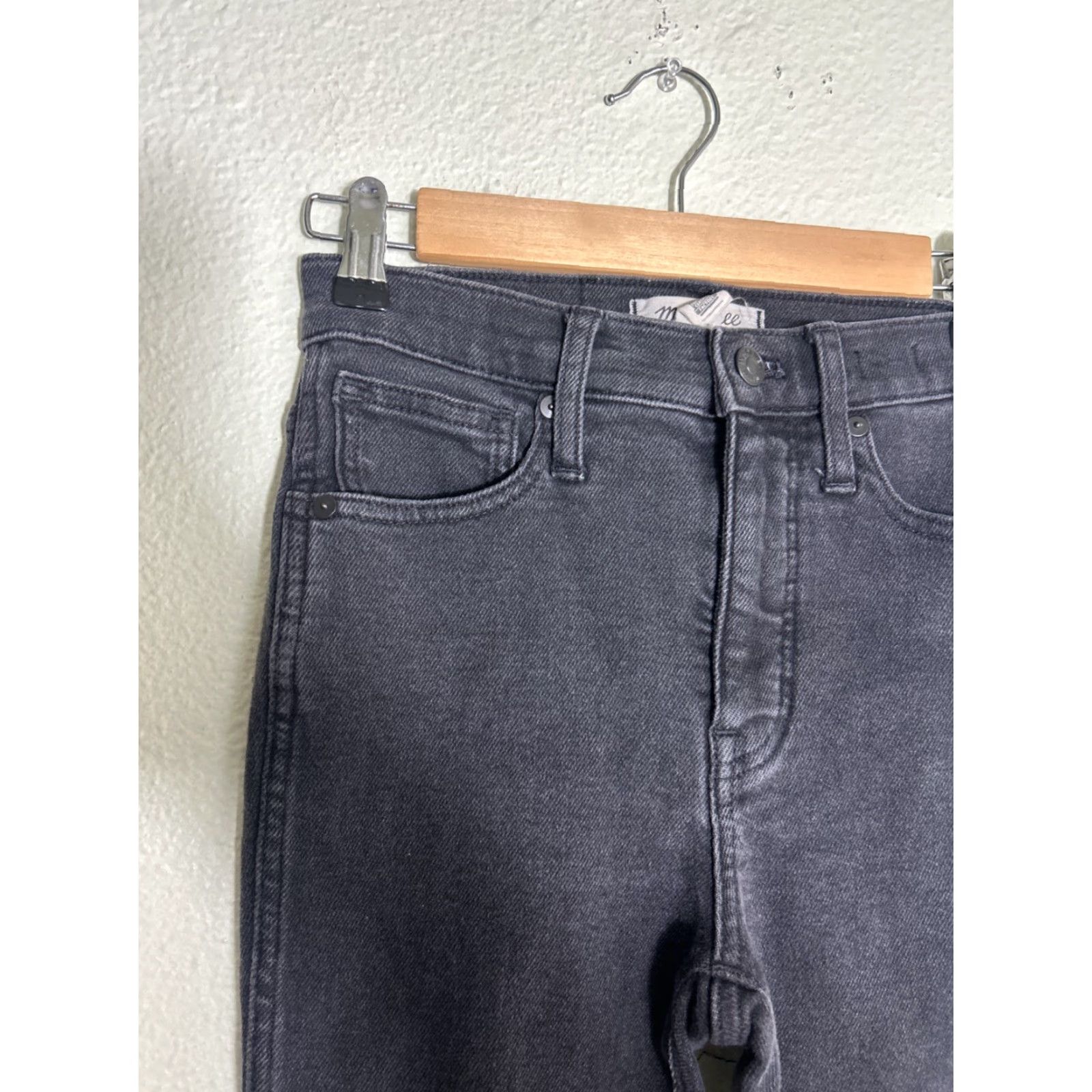 Madewell VINTAGE Madewell Womens Jeans 26x26 Black 10” High Rise Skinny Petite 26P Womens Jeans Skinny Black 90s Concert Size 26" / US 2 / IT 38 - 4 Thumbnail