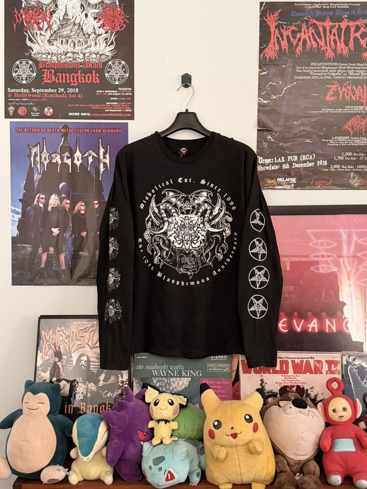Band Tees Surrender of Divinity 10 Years Blasphemous Anniversary LS Size US L / EU 52-54 / 3 - 1 Thumbnail