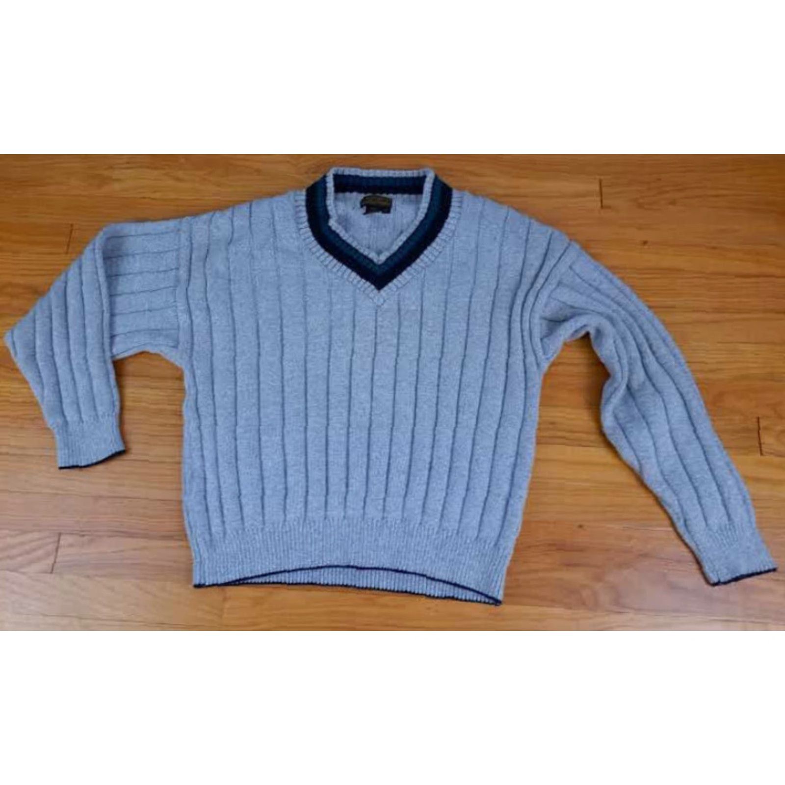 Eddie Bauer Eddie Bauer Tennis Sweaterv-Neck Knit Cotton USA Made Large Gray Pullover Men L V-Neck Knit Footnote: Size US L / EU 52-54 / 3 - 4 Thumbnail