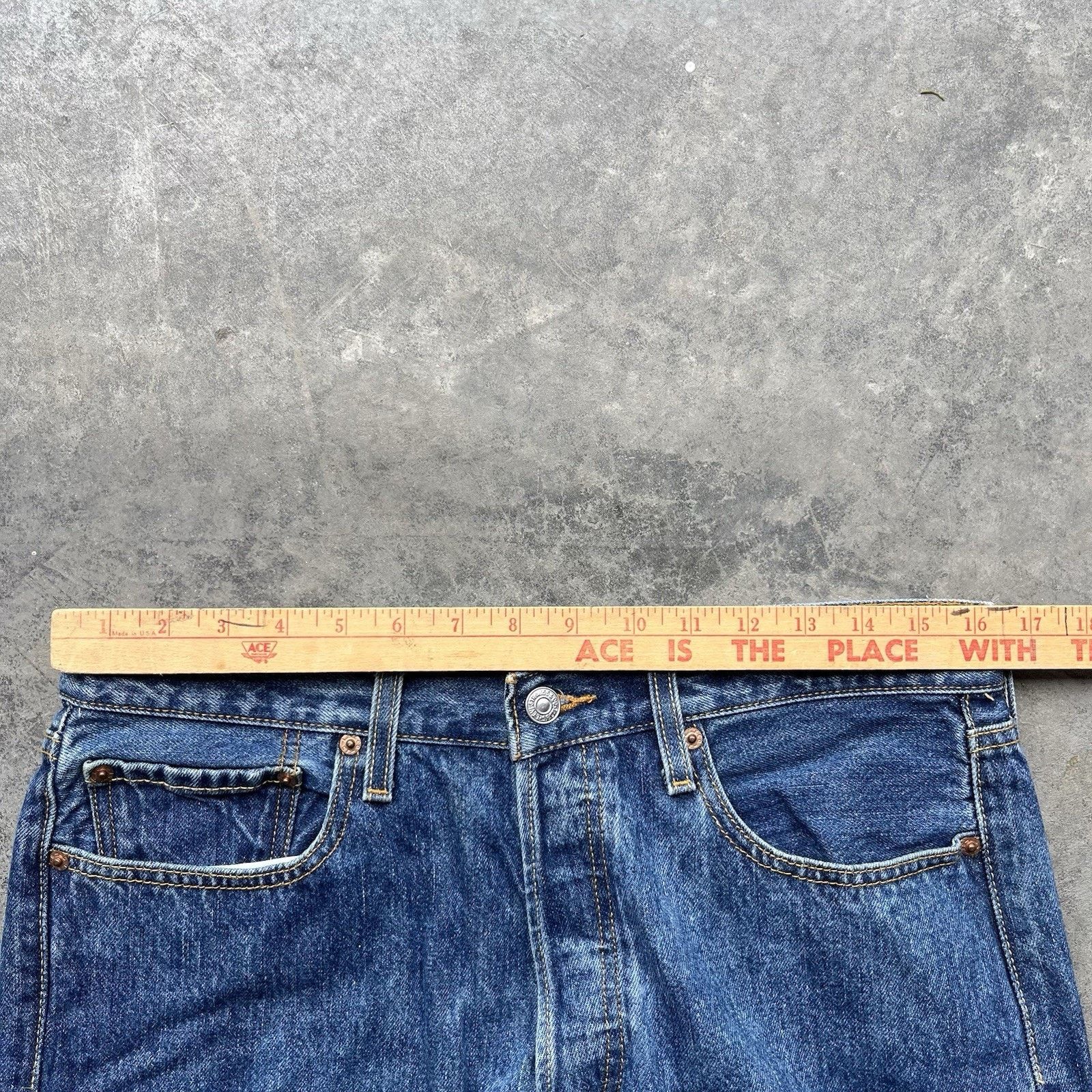 Levi's Vintage Levi’s 501xx Jeans Men’s 33 X 32 Dark Wash Indigo We Size US 33 - 6 Thumbnail