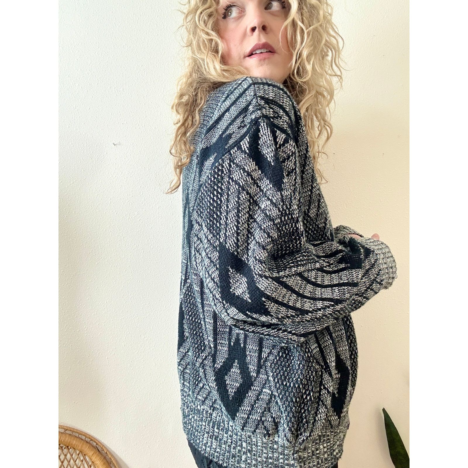 Vintage 80s Leather Diamond Grandpa Sweater Men's 1X Size US XL / EU 56 / 4 - 2 Thumbnail