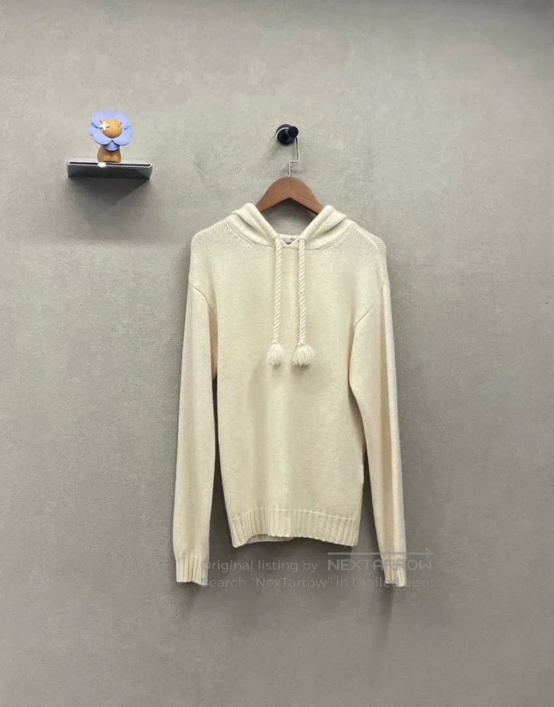 Max Mara Max Mara White Sweater Size XS / US 0-2 / IT 36-38 - 2 Thumbnail