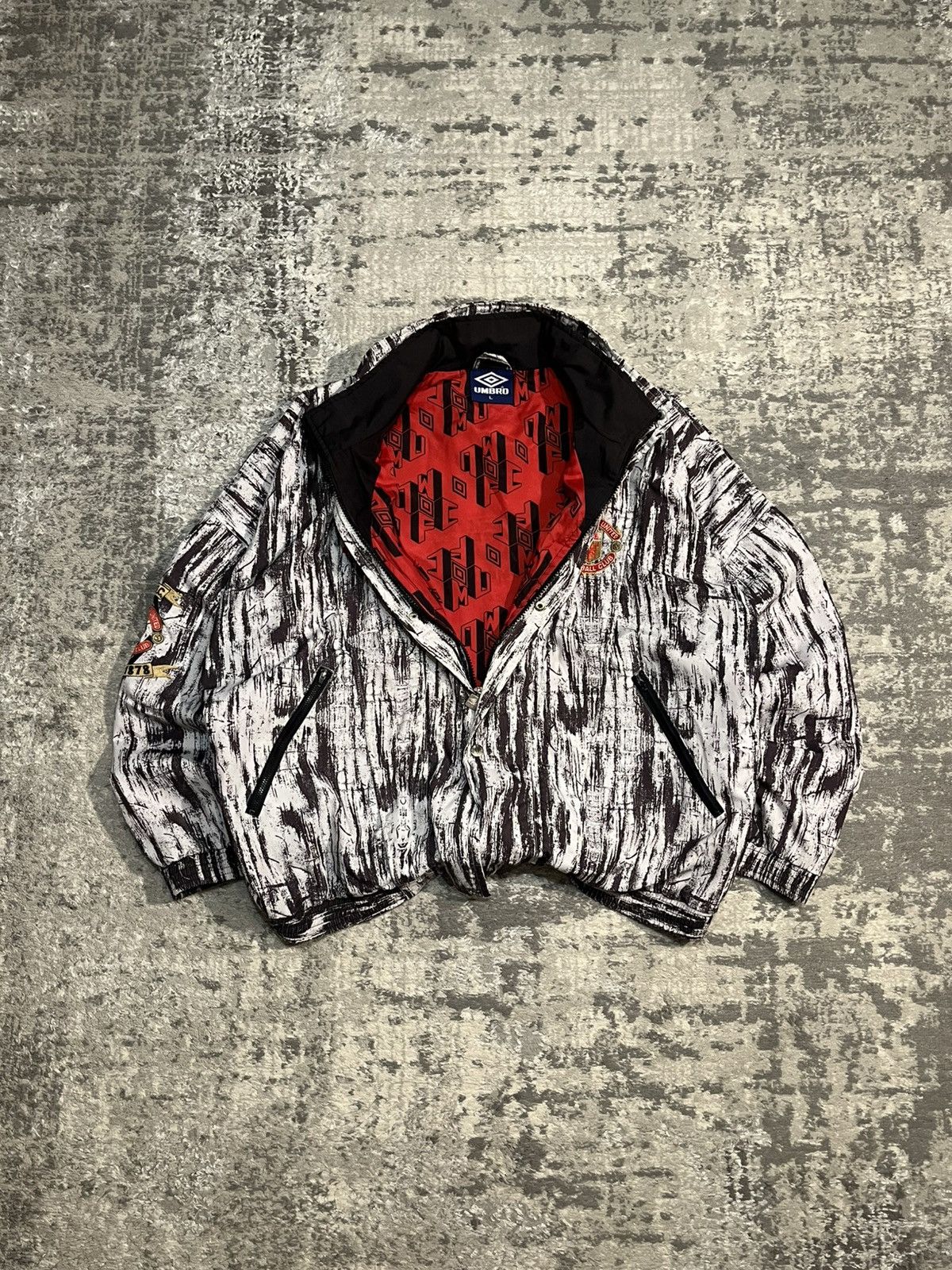 Umbro Vintage Umbro Manchester United 1992/93 Jacket Size US L / EU 52-54 / 3 - 2 Thumbnail