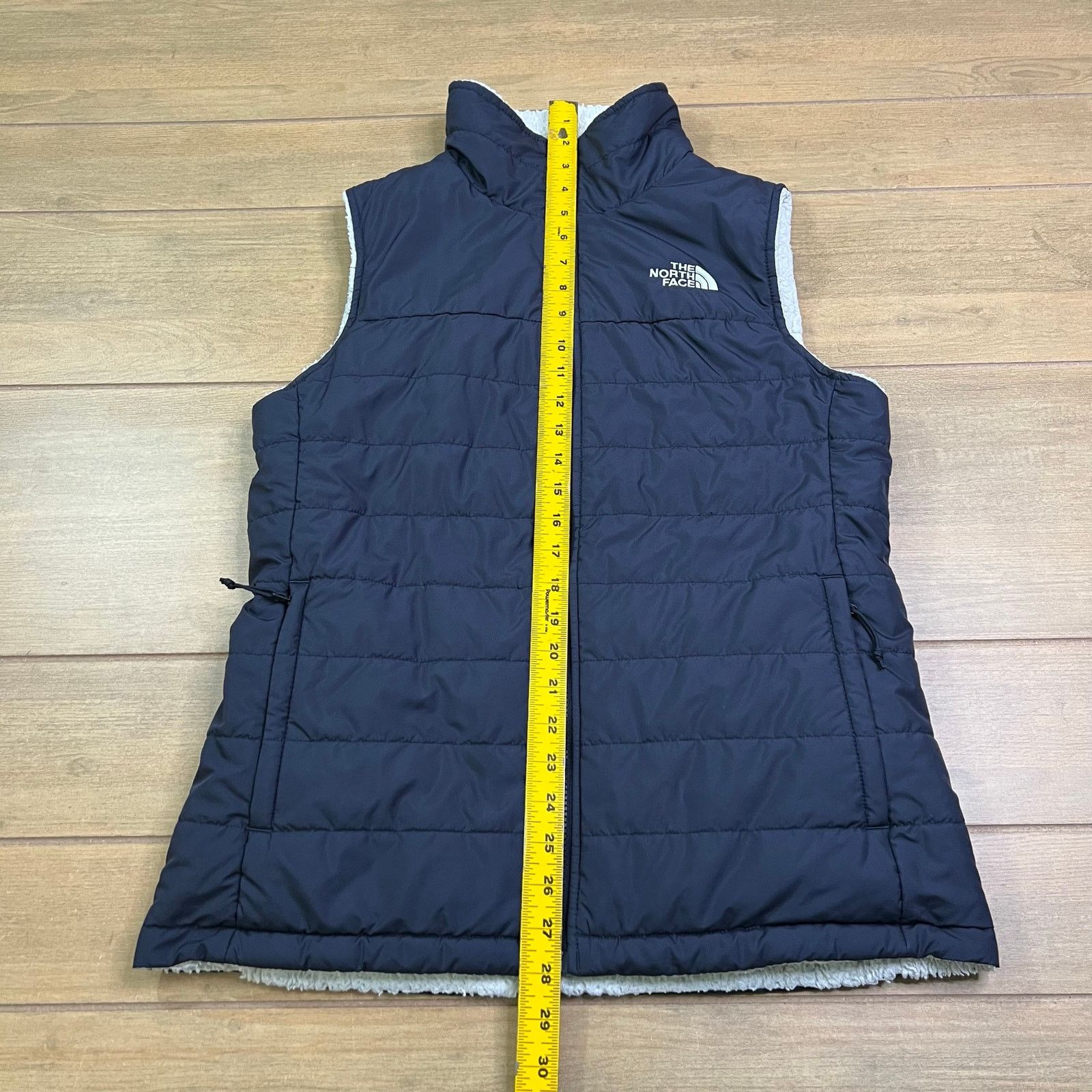 The North Face The North Face Reversible Sherpa Puffer Vest Womens M/L Size M / US 6-8 / IT 42-44 - 3 Thumbnail