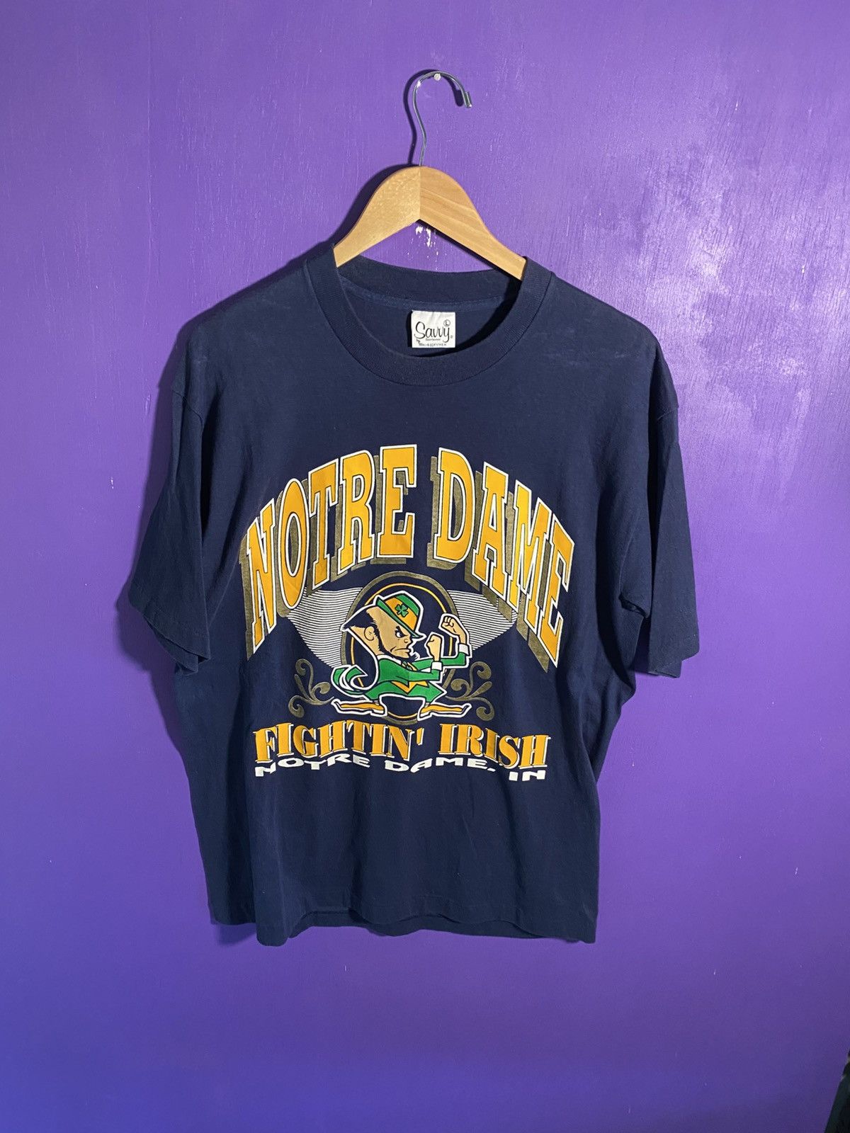 Vintage Vintage 90s Notre Dame fightin Irish t-shirt Size US L / EU 52-54 / 3 - 1 Thumbnail