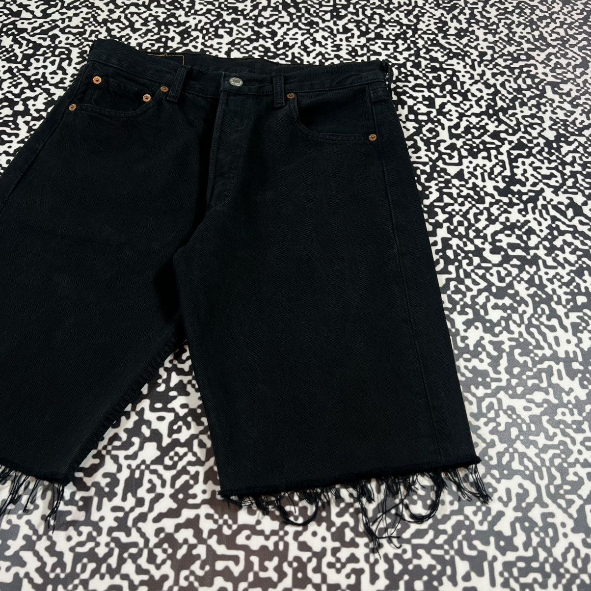 Levi's Vintage Y2K Levis 501 Denim Cropped Shorts Size US 30 / EU 46 - 9 Thumbnail