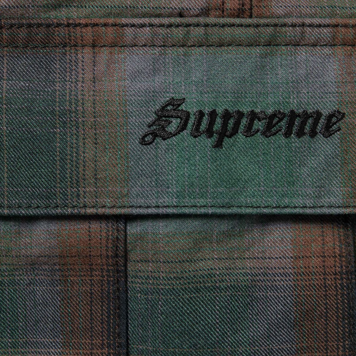 Supreme Supreme Shadow Plaid Cargo Short SS25 Green Shorts Size US 34 / EU 50 - 3 Thumbnail