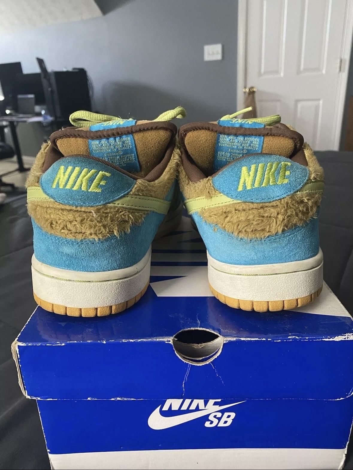 Nike Size 9- Nike Dunk SB Low Three Bears Size US 9 / EU 42 - 5 Thumbnail