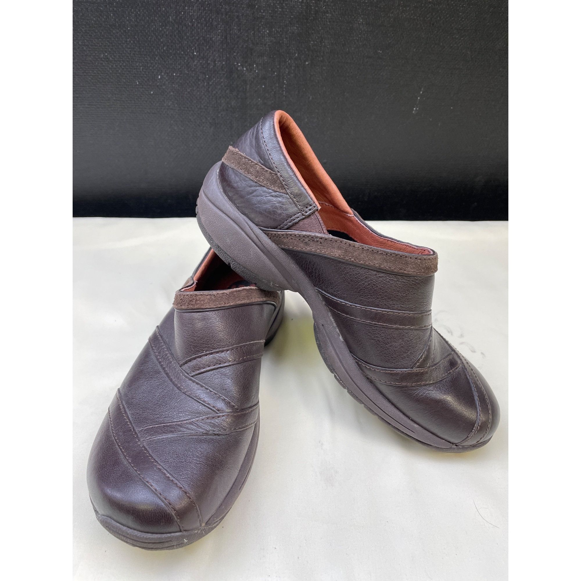 Merrell Merrell Women's Brown Leather Shoes/ Clogs/slip on Size 6.5 |  Grailed