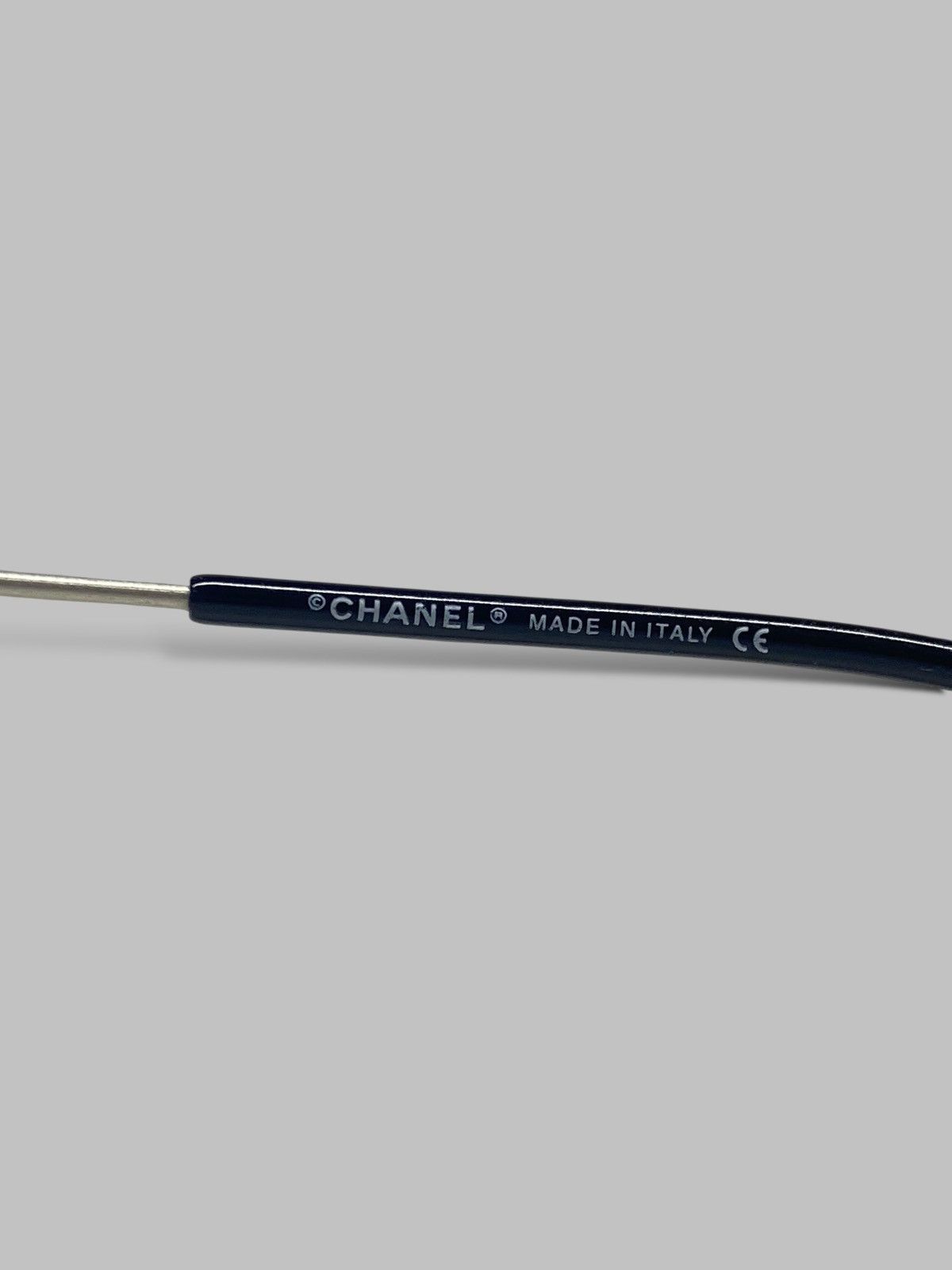 Chanel 2000s Chanel Foldable Logo Sunglasses Lavander Gradient Y2k Size ONE SIZE - 15 Thumbnail