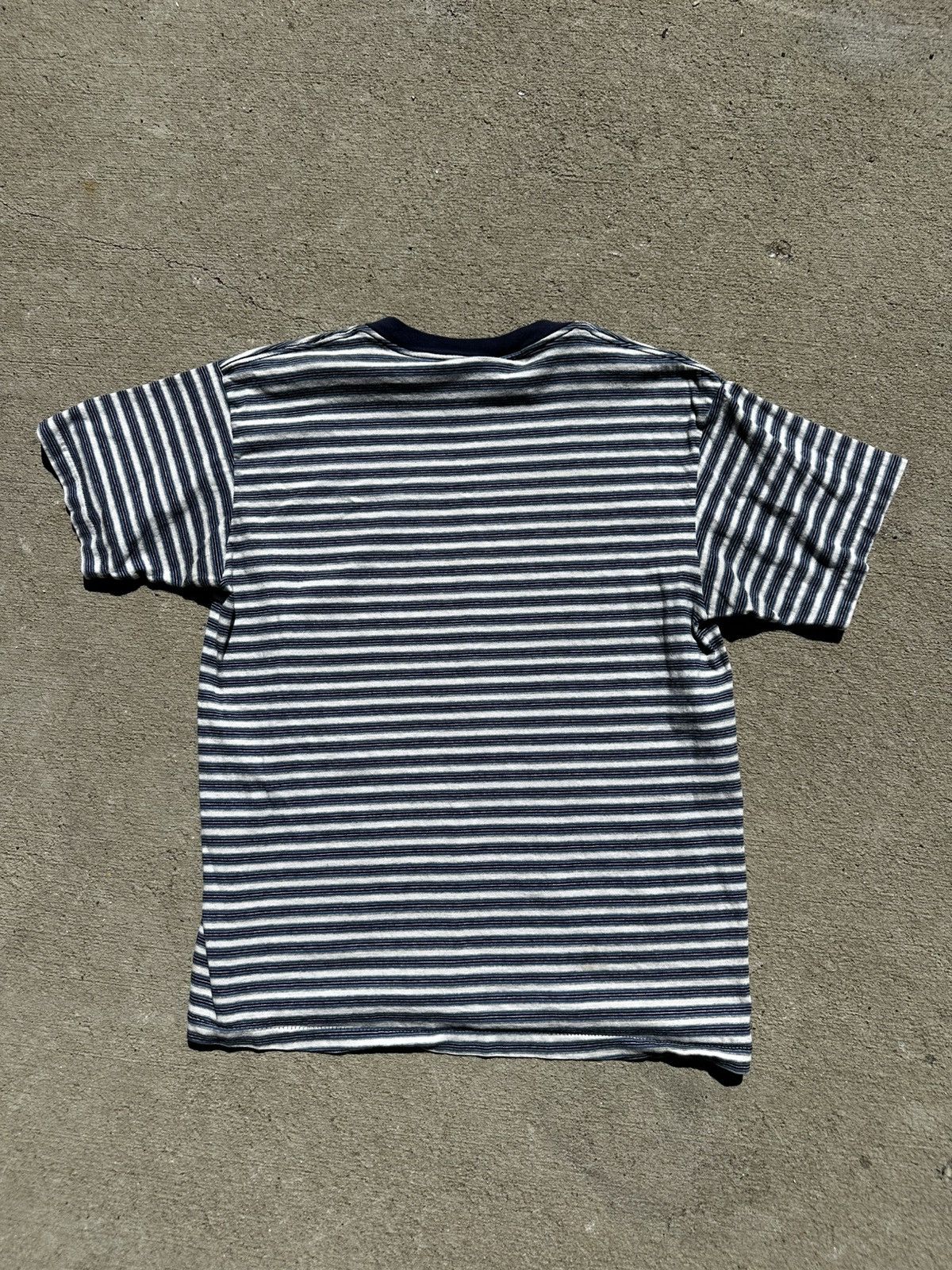 Basic Editions Vintage Blue and White Striped Tee Size US M / EU 48-50 / 2 - 2 Thumbnail