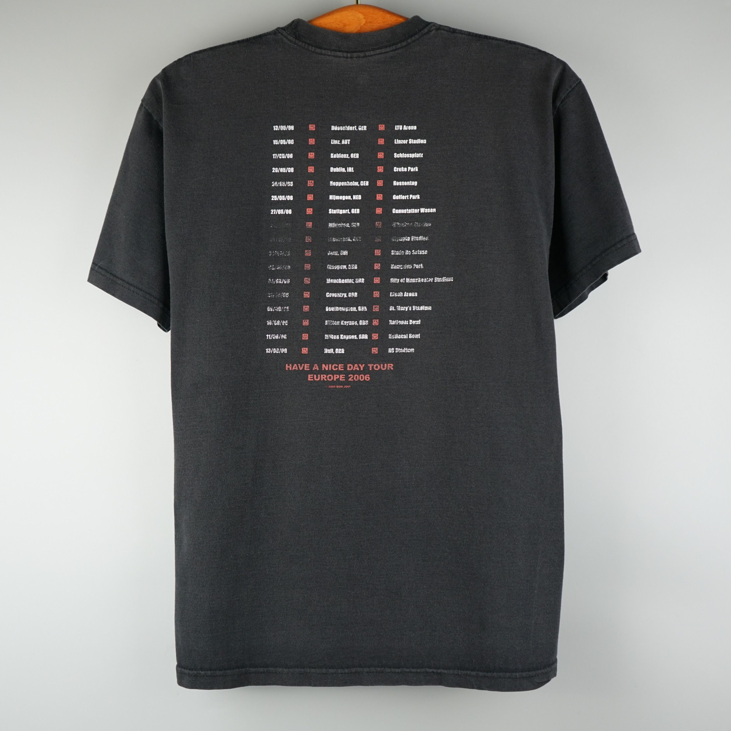 Band Tees × Vintage Vintage 2006 Bon Jovi Europe Tour T-Shirt Size US M / EU 48-50 / 2 - 8 Thumbnail