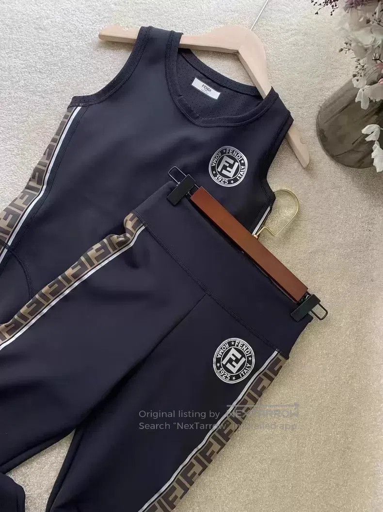 Fendi Fendi Sporty Sleeveless Set Size S / US 4 / IT 40 - 2 Thumbnail