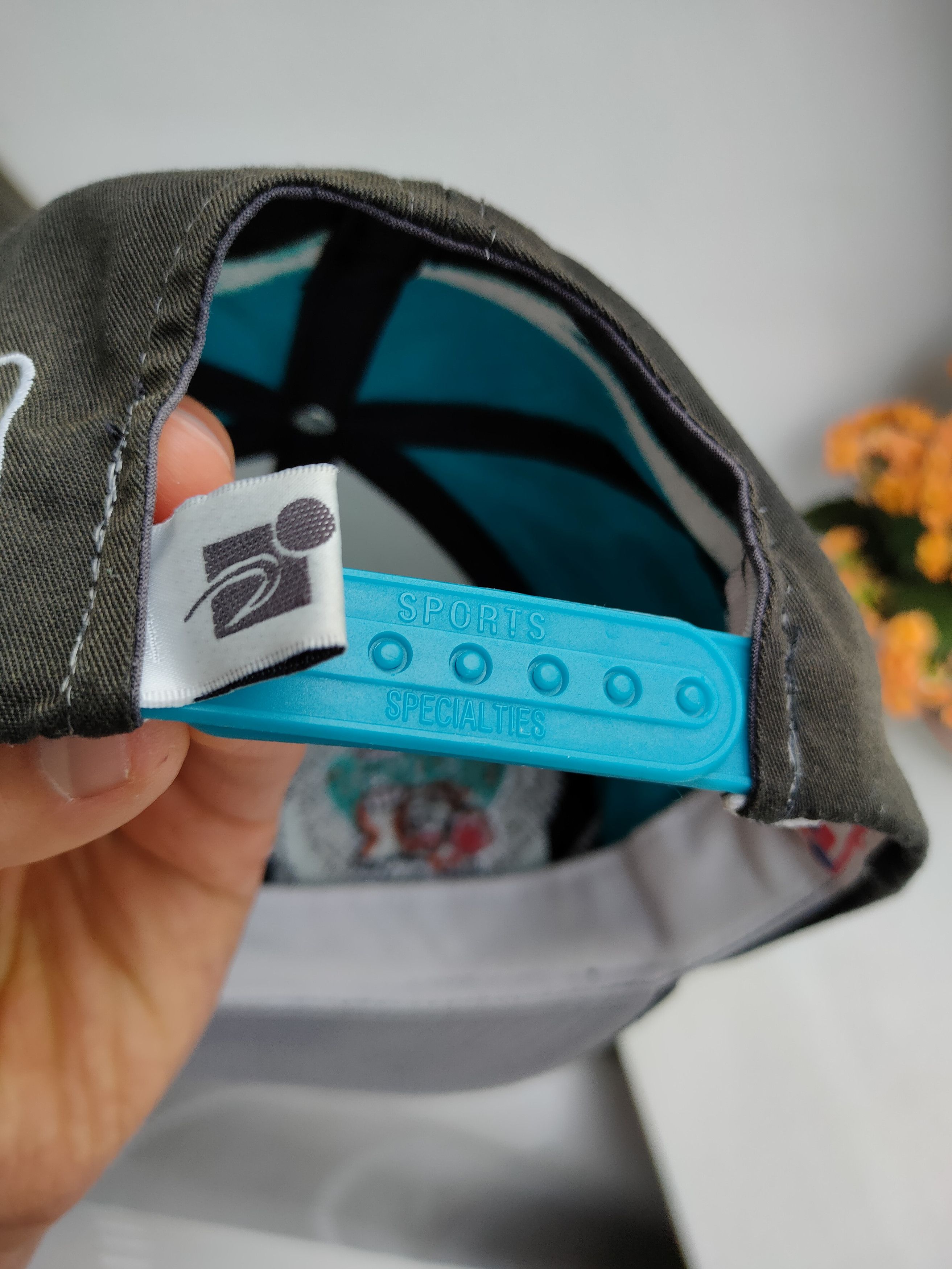 NBA 90s Vintage NBA Vancouver Grizzlies Cap Sport Specialties Size ONE SIZE - 12 Thumbnail