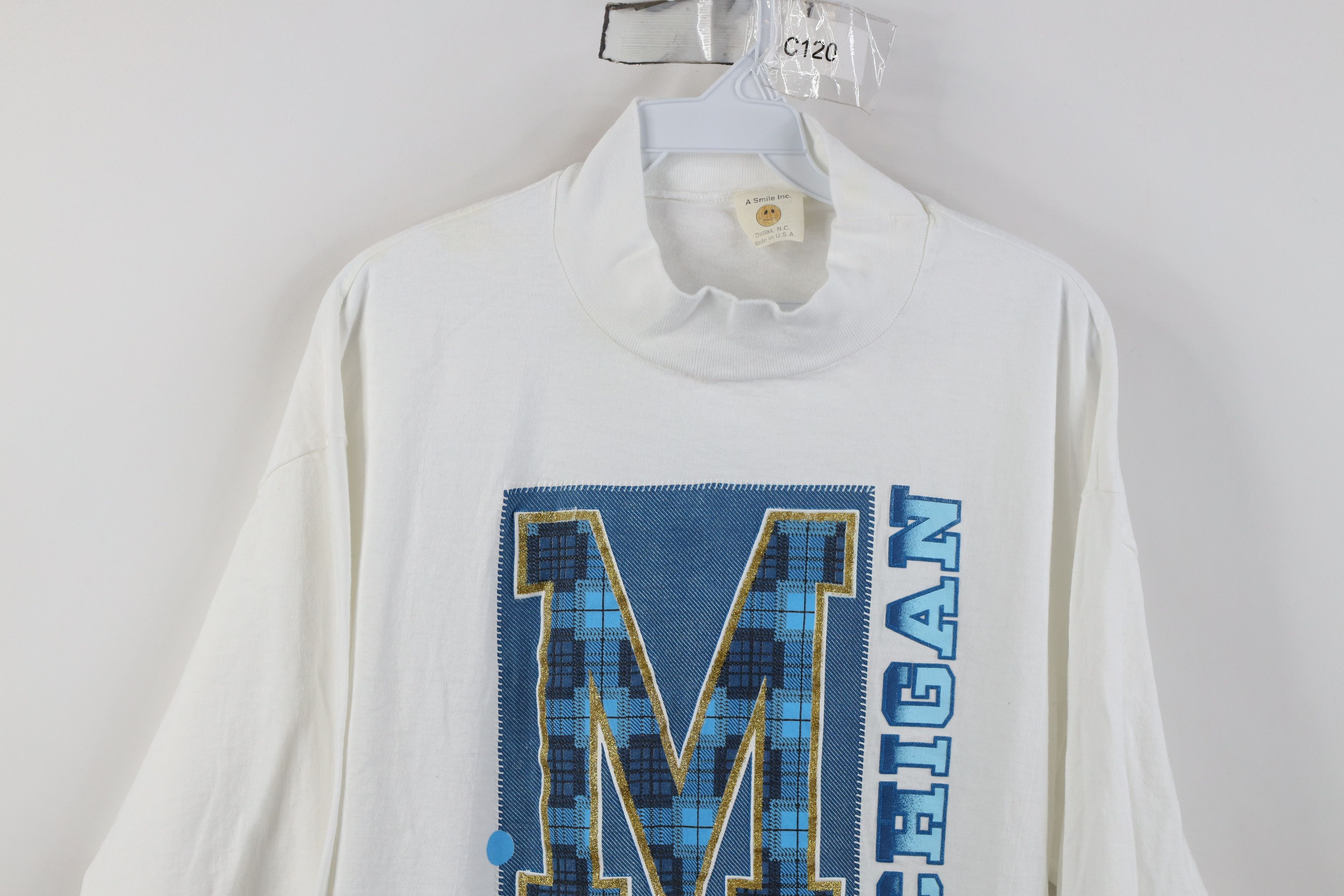 Vintage Vintage 90s University of Michigan Mock Neck T-Shirt Size XL / US 12-14 / IT 48-50 - 2 Thumbnail