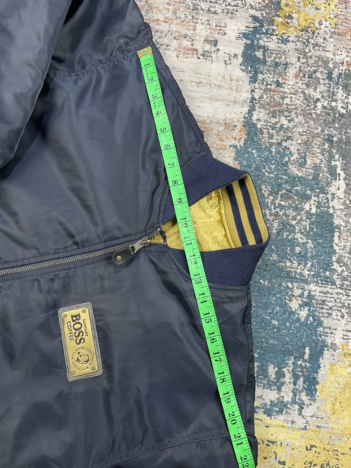 Japanese Brand VINTAGE SUNTORY BOSS REVERSIBLE BOMBERS JACKET Size US XL / EU 56 / 4 - 12 Thumbnail