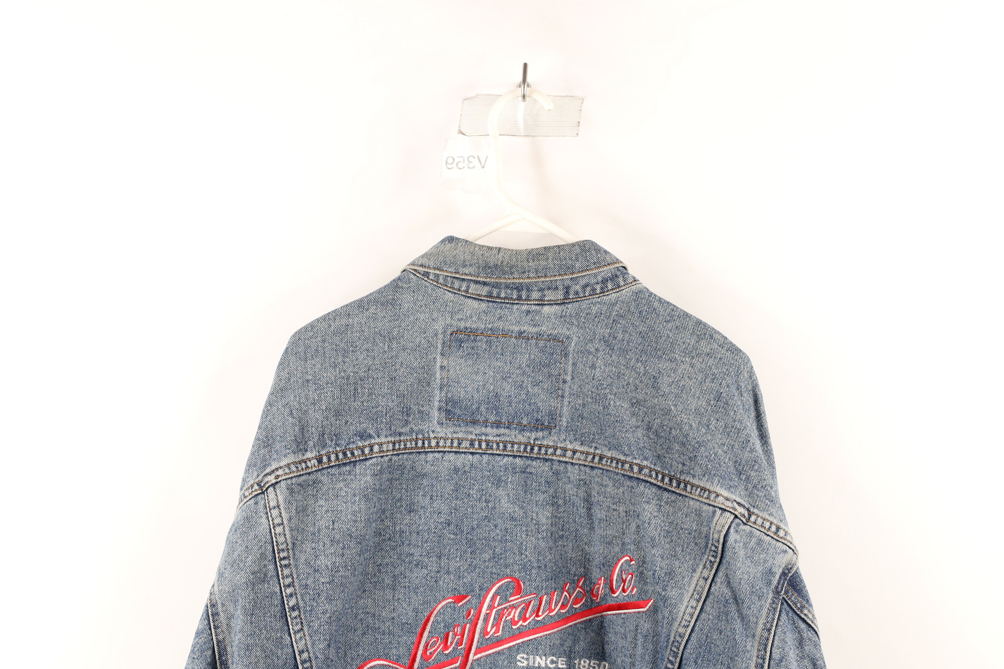 Levi's Vintage 90s Levis Spell Out Denim Trucker Jacket Blue USA Size US L / EU 52-54 / 3 - 12 Thumbnail