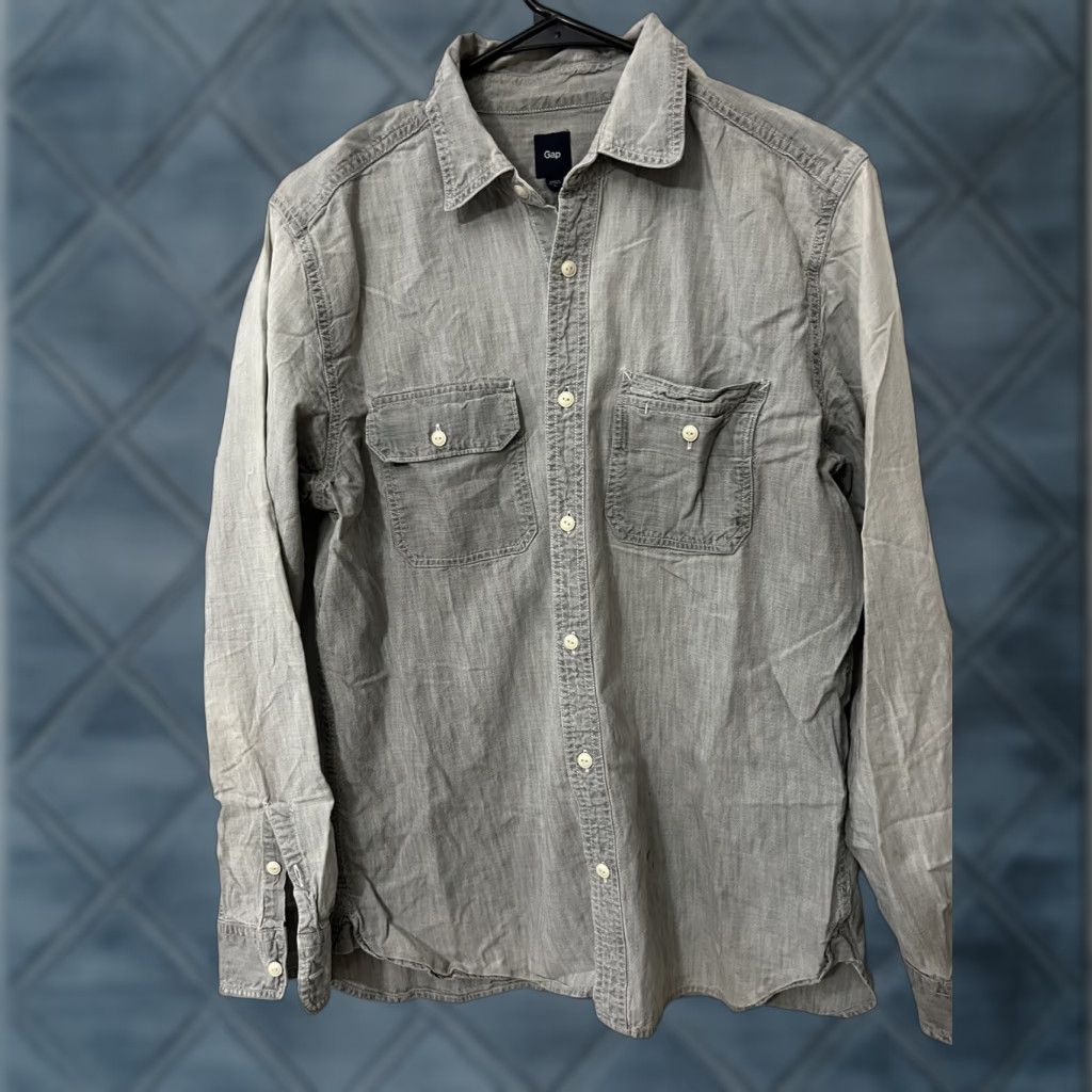 Gap VINTAGE Gap Men’s Button-Up Shirt Long Sleeve M Gray Modern 90s Mens Size US M / EU 48-50 / 2 - 1 Thumbnail