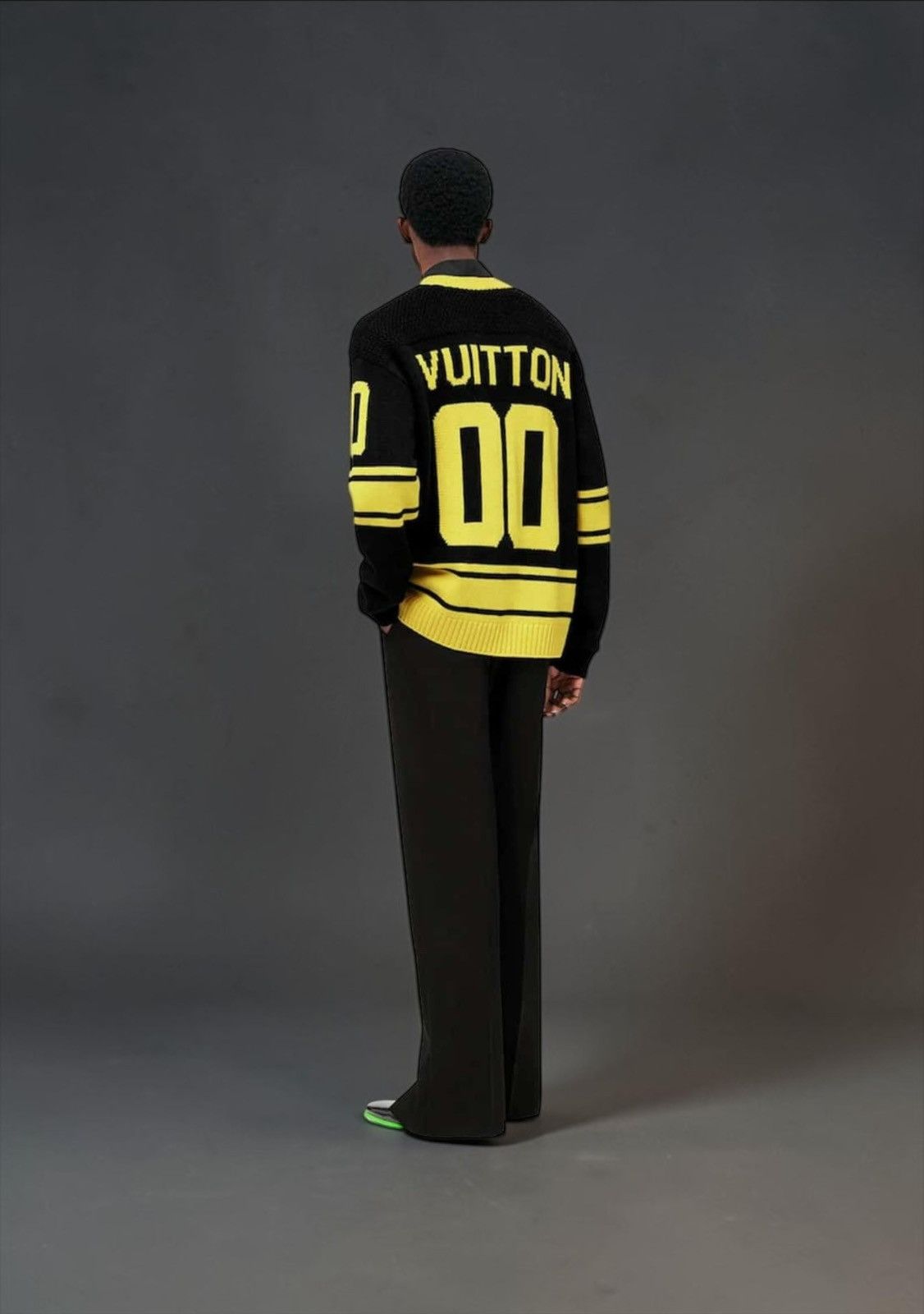Louis Vuitton Louis Vuitton intertarsia football knit jersey Size US M / EU 48-50 / 2 - 3 Thumbnail
