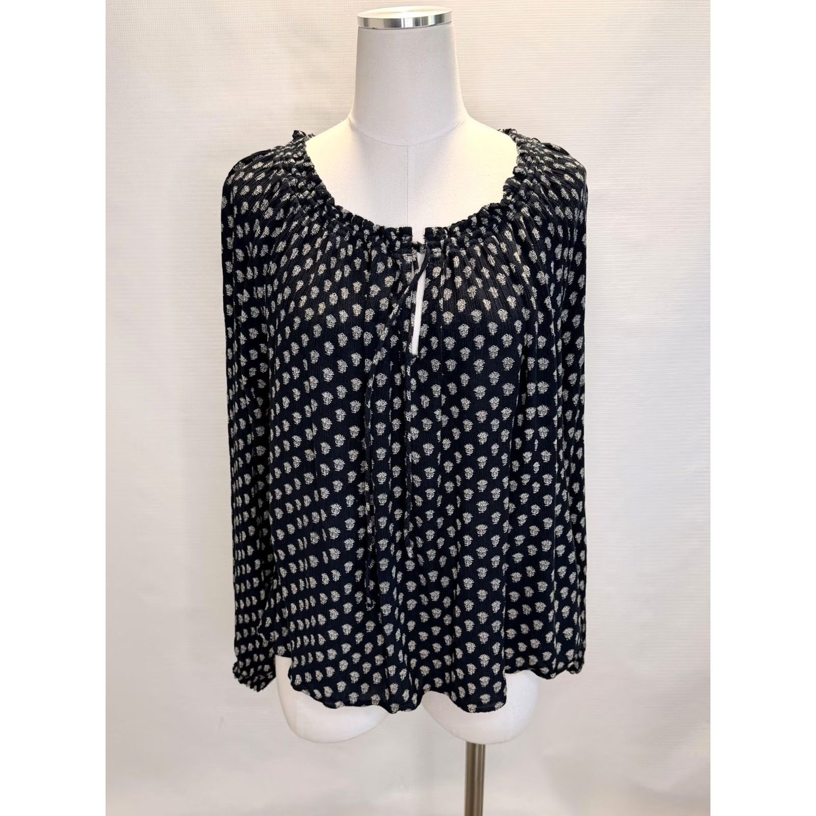 Faherty Faherty Blouse Womens Small Blue Floral Boho Long Sleeve Lightweight V-Neck Balloon Sleeve Shirt Ladies S Size S / US 4 / IT 40 - 4 Thumbnail