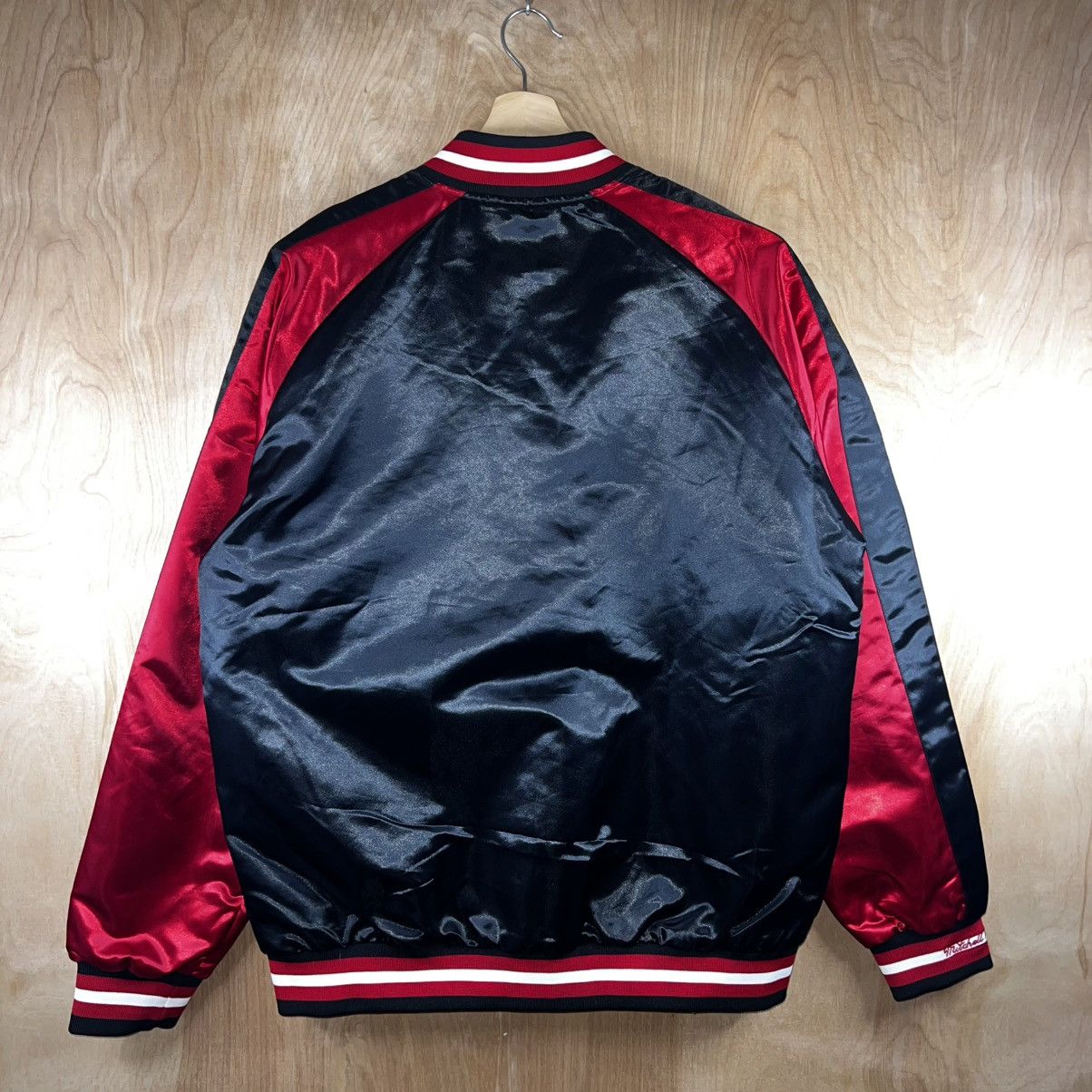Mitchell & Ness MITCHELL & NESS NBA PORTLAND TRAILBLAZERS SATIN JACKET Size US XL / EU 56 / 4 - 7 Thumbnail