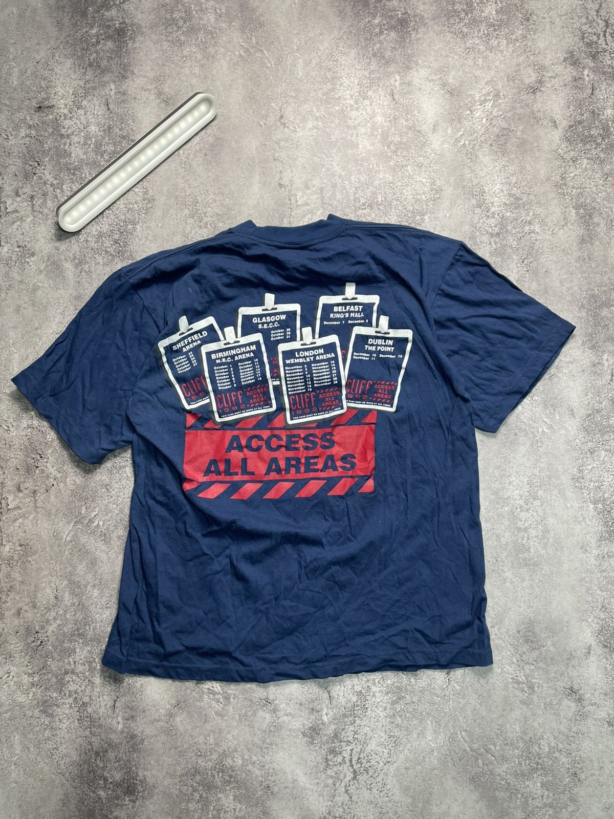Band Tees Vtg Cliff Richard OG 90s From A Distance Tour Tee Size US M / EU 48-50 / 2 - 5 Thumbnail