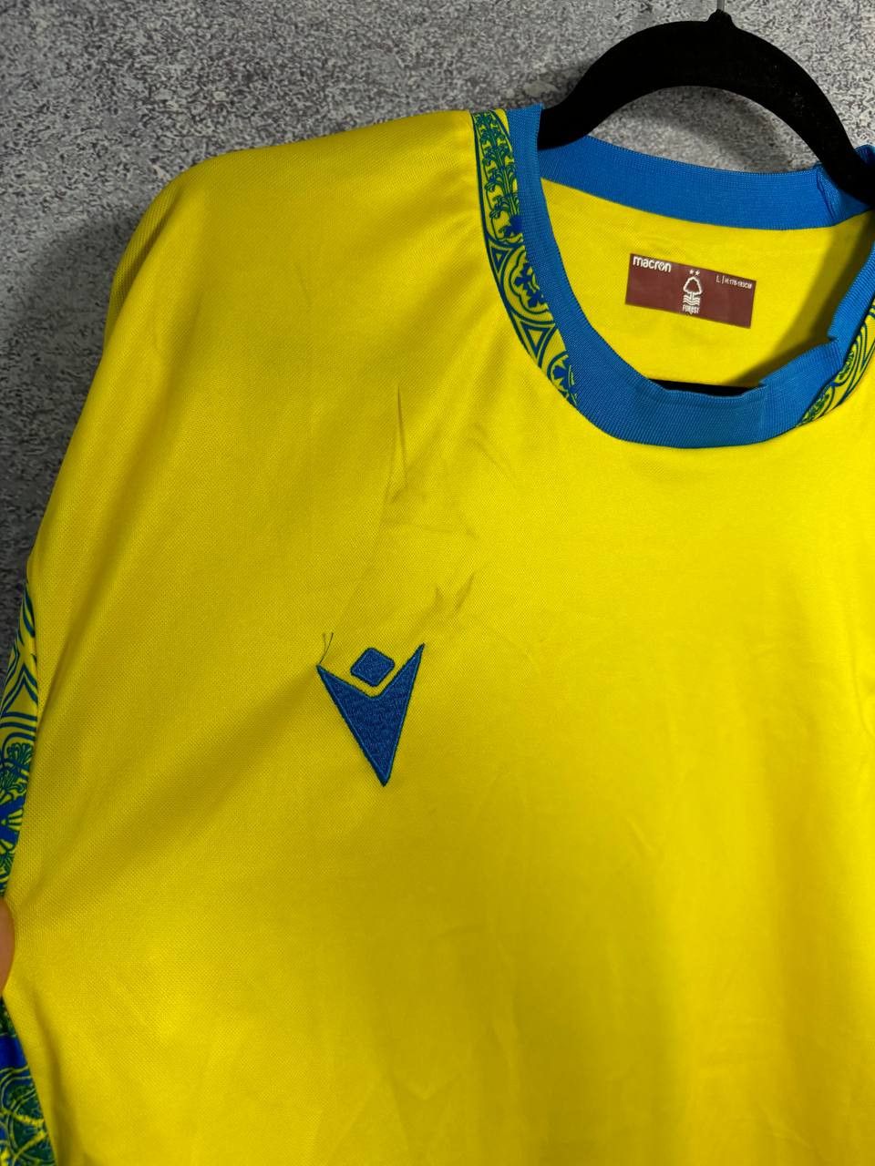 Macron × Vintage Vintage Nottingham Forest 2022/23 Macron Soccer Jersey Size US L / EU 52-54 / 3 - 13 Thumbnail