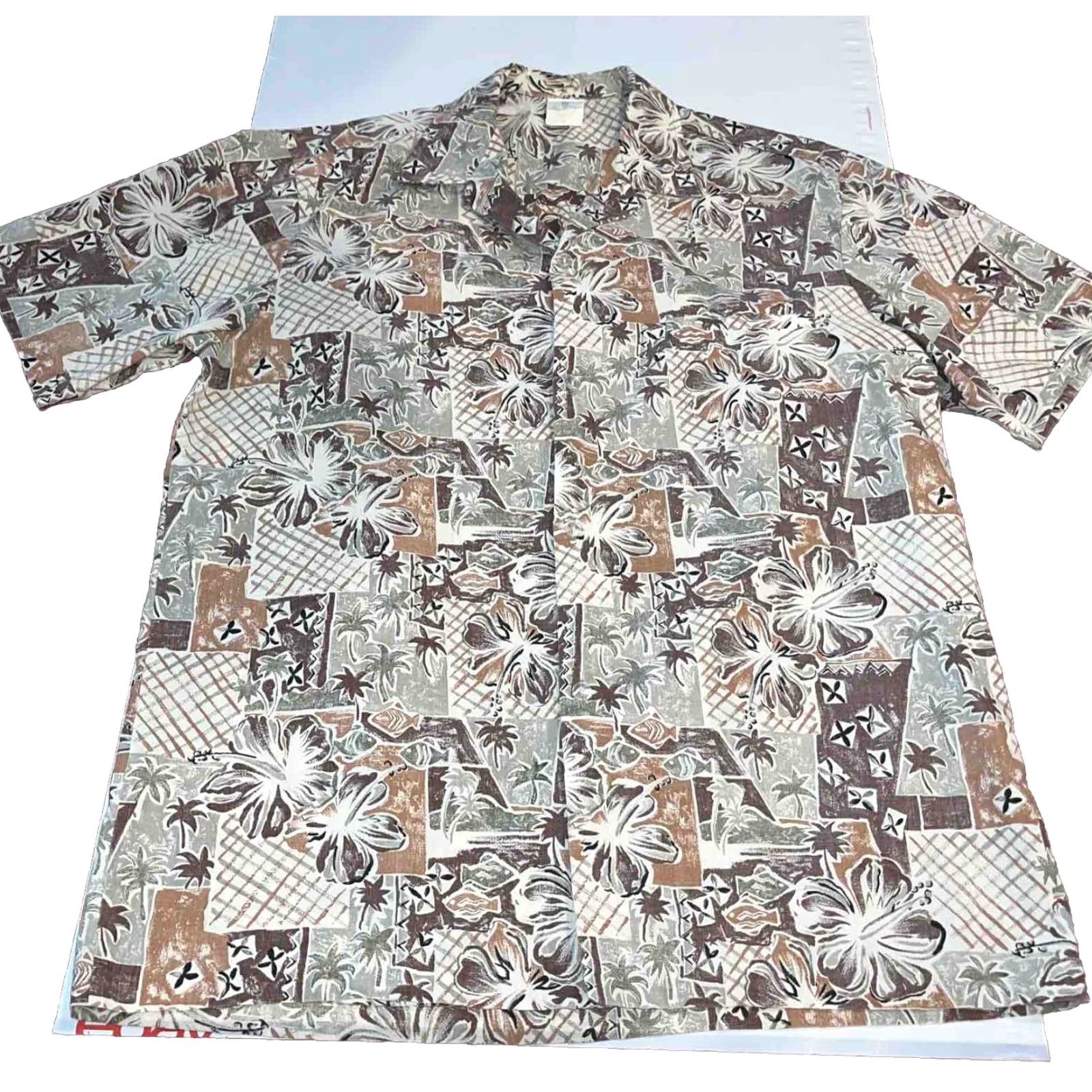 Vintage VINTAGE Royal Creations Hawaiian Shirt Button-Up Short Sleeve Mens M Tan Olive Brown Palm Trees Flowers Geometric Size US M / EU 48-50 / 2 - 2 Thumbnail