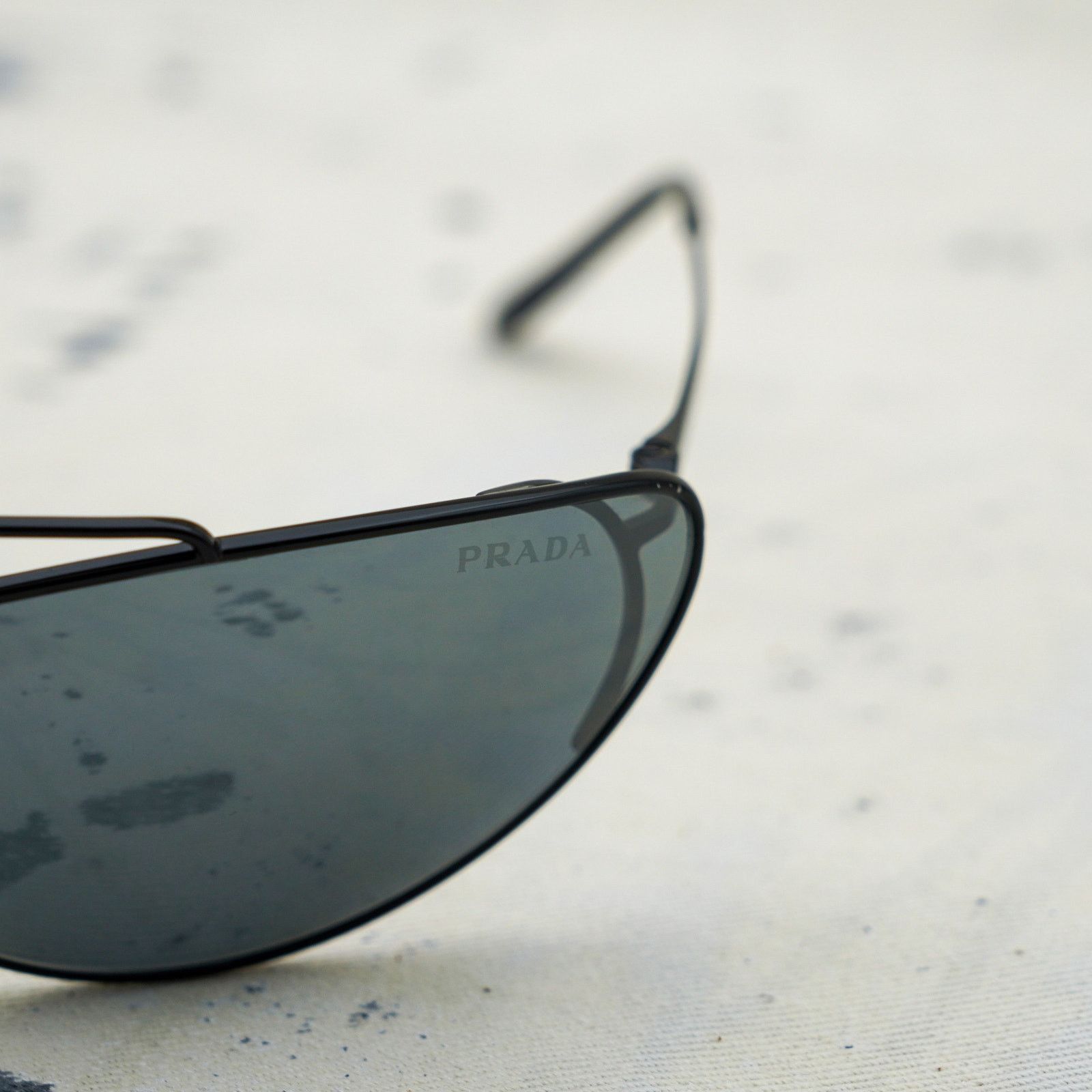 Prada Prada spr 62v black cat eye grey tint lens logo sunglasses Size ONE SIZE - 5 Thumbnail