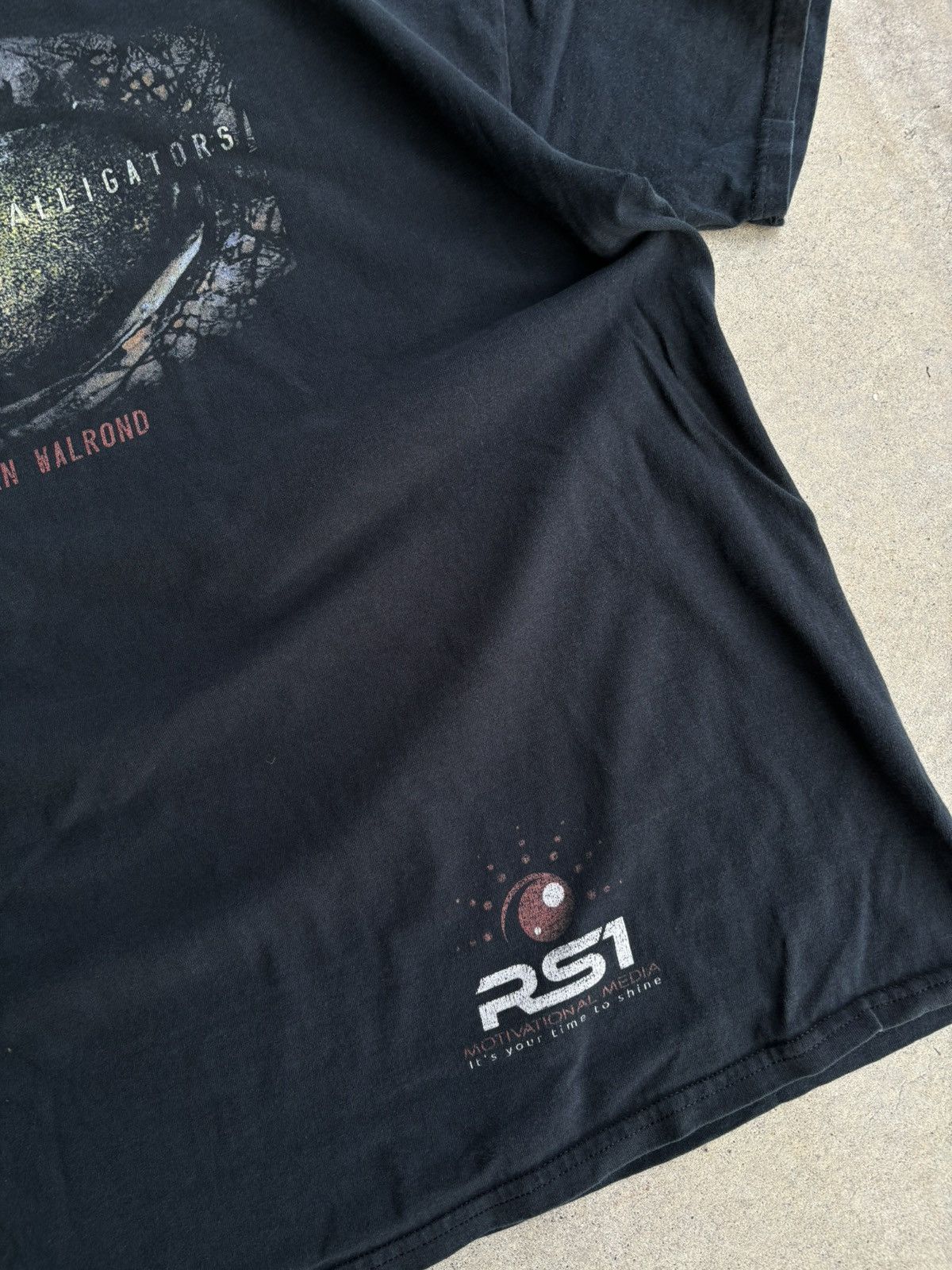 Vintage Crazy Grunge Alligators And Crocodiles Boxy Movie Promo Tee Size US XXL / EU 58 / 5 - 4 Thumbnail