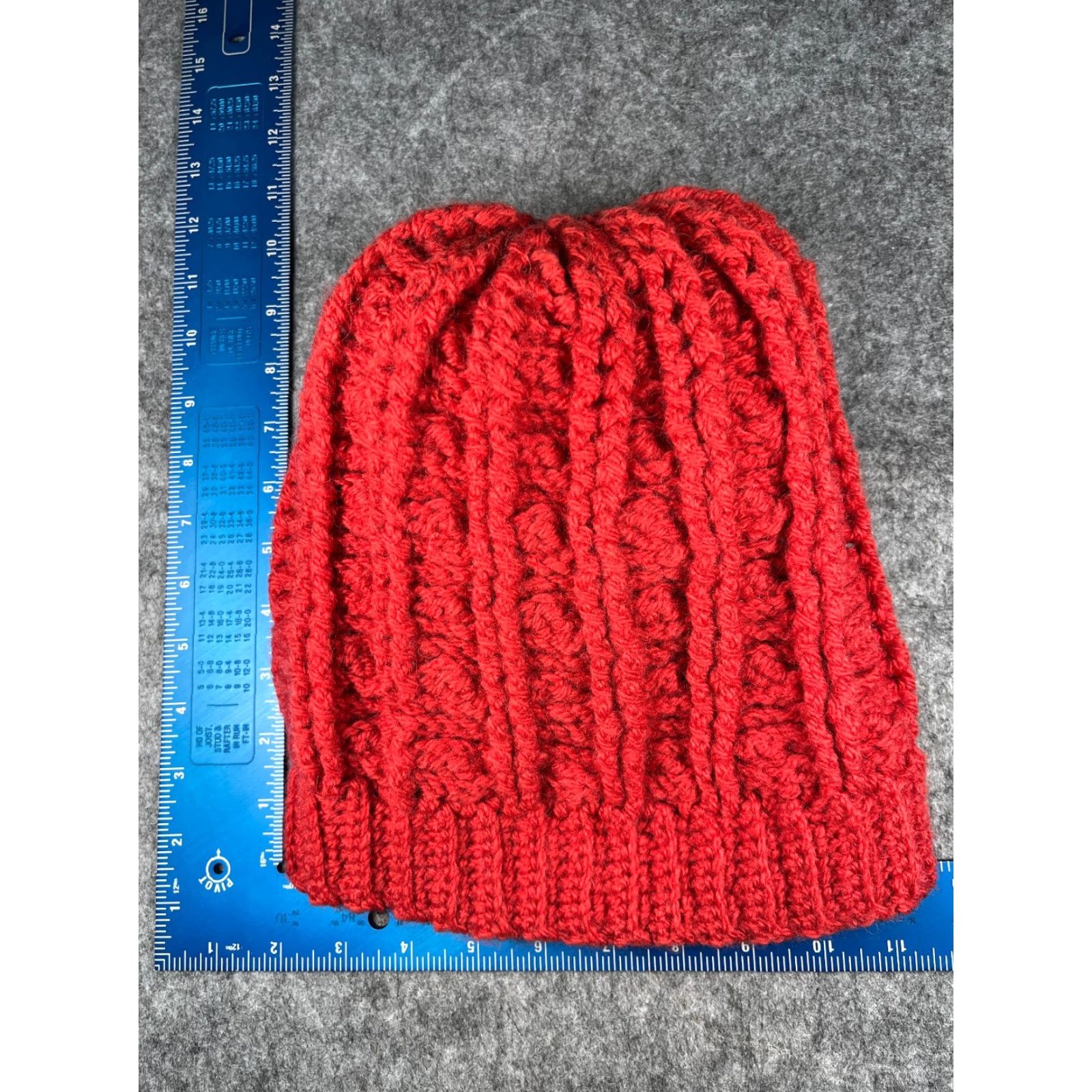 Vintage Handmade Beanie Toque Women One Size Red Crochet Cable Knit Acrylic Blend Pom Beanie Size ONE SIZE - 5 Thumbnail