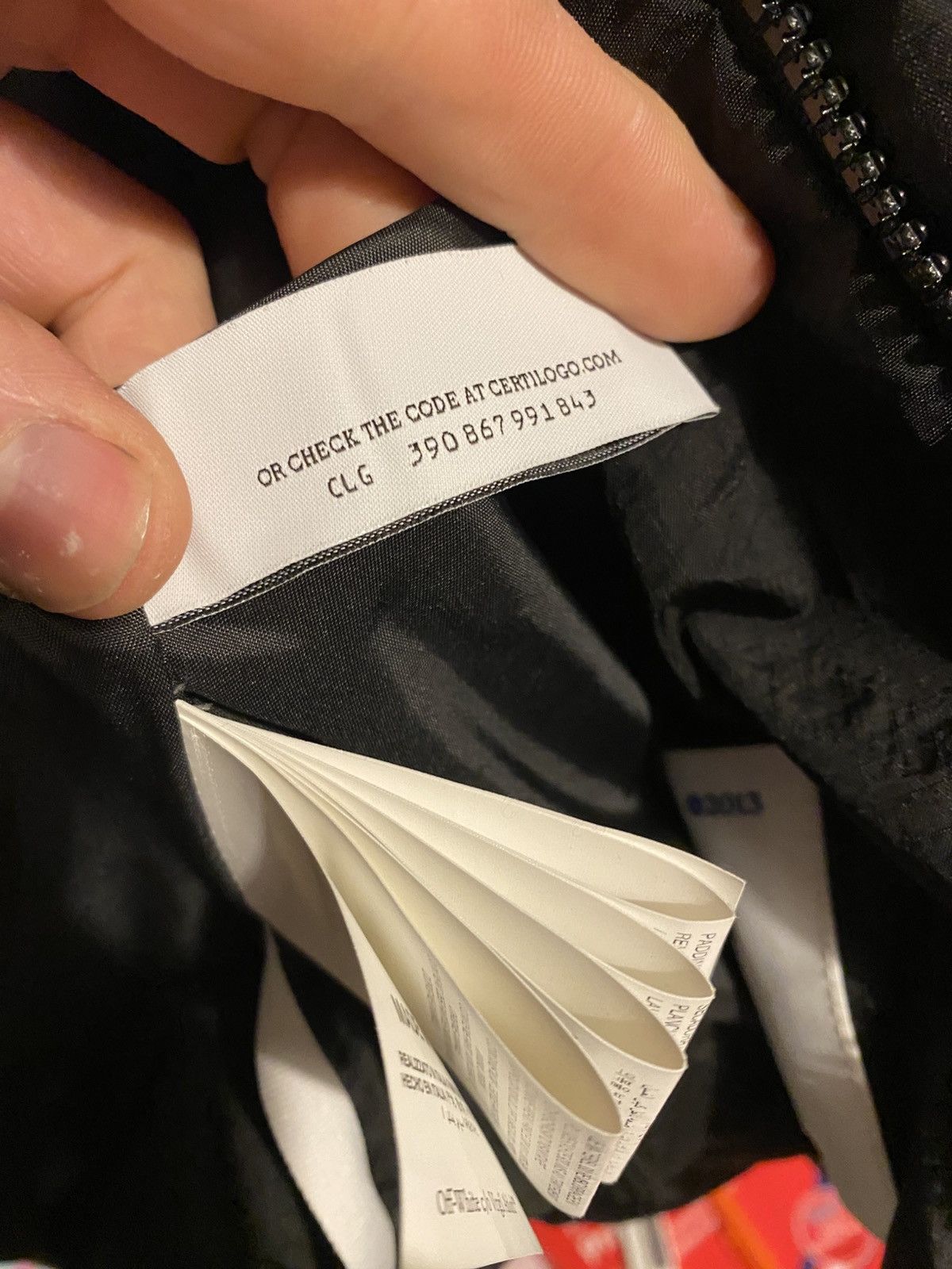 Off-White Down feather logo print GILET Size US S / EU 44-46 / 1 - 12 Thumbnail