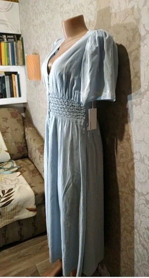 Reformation NWT Reformation Kamrynl Smocked Button Front Midi Dress Sz 6 Size M / US 6-8 / IT 42-44 - 5 Thumbnail
