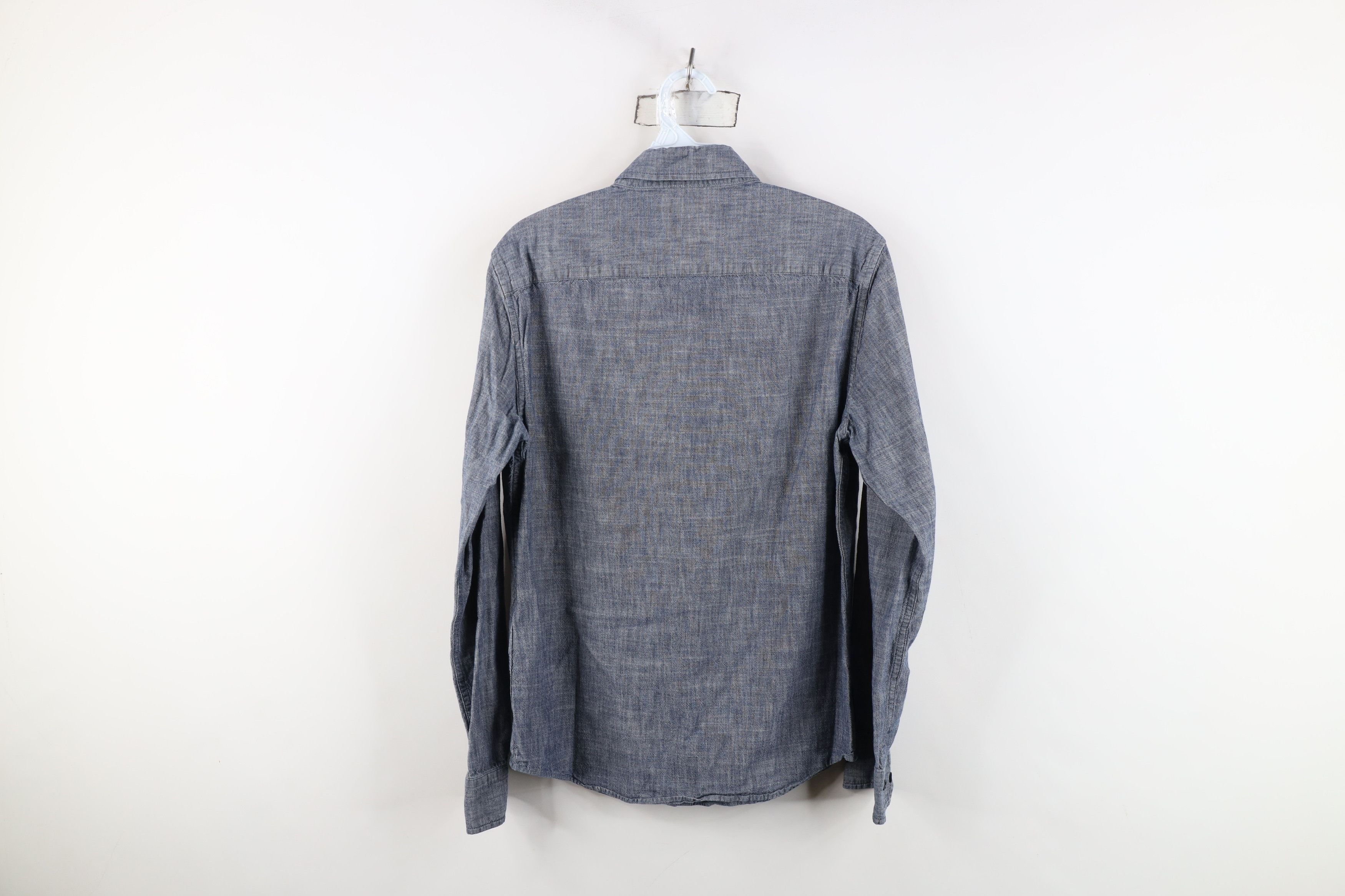Banana Republic Banana Republic Slim Fit Chambray Collared Button Down Shirt Size US S / EU 44-46 / 1 - 11 Thumbnail