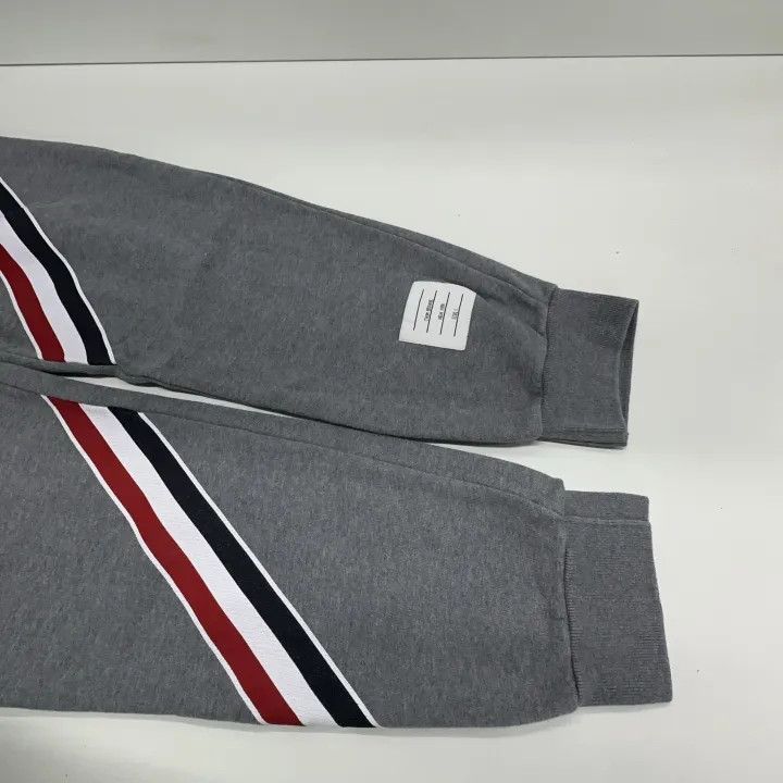 Thom Browne Thom Browne Gray Striped Sweatpants -2507 Size US 26 / EU 42 - 2 Thumbnail