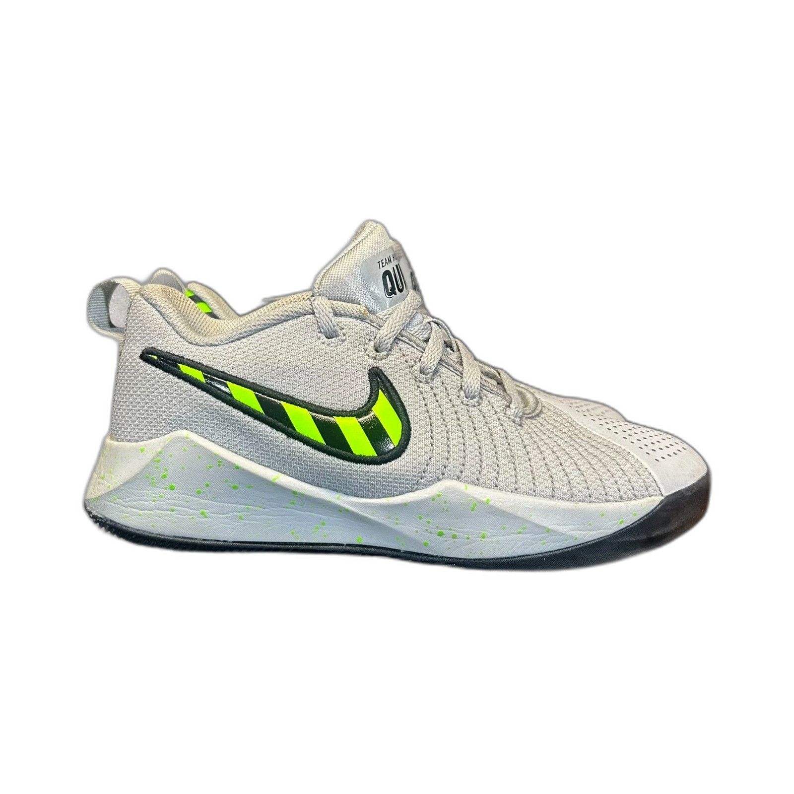 Nike Nike Team Hustle Quick 2 Sport Basketball Shoes Boys Youth S Size US XXS / EU 40 - 1 Thumbnail